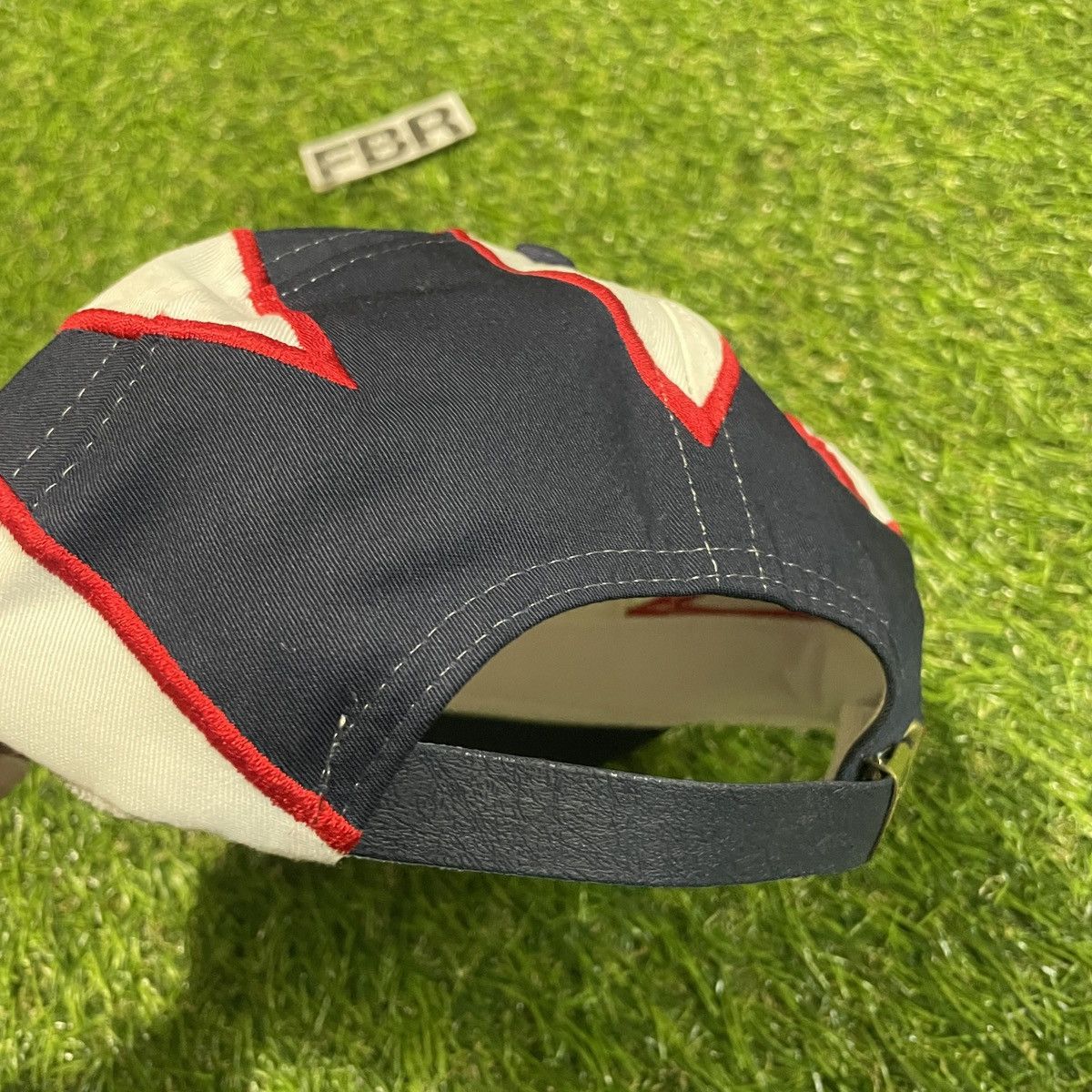 Vintage Vintage Valvoline Strapback Hat Size ONE SIZE - 9 Thumbnail