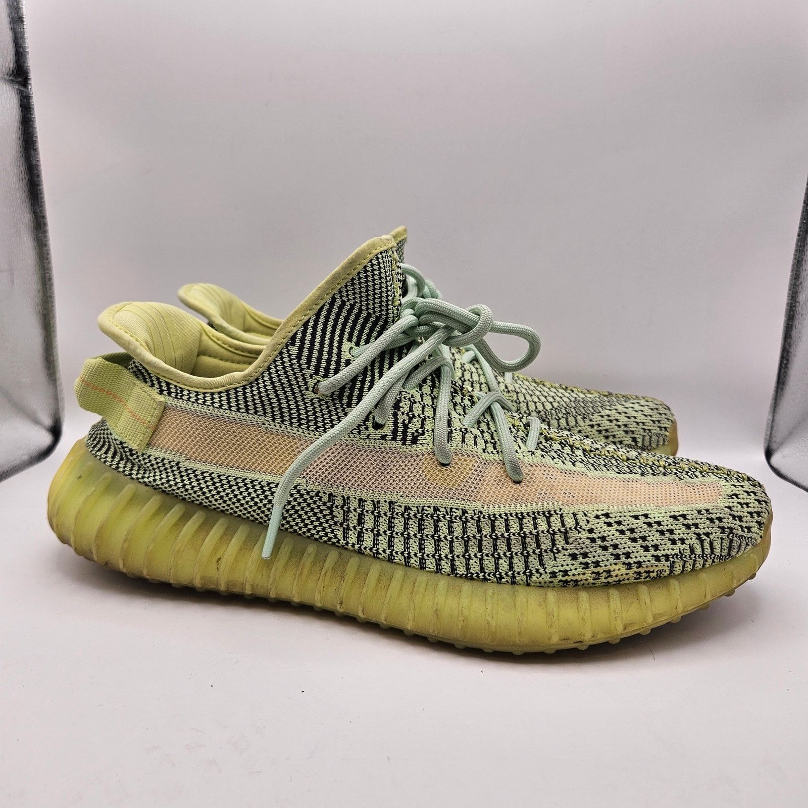 Adidas ADIDAS YEEZY MEN'S 11 BOOST 350 V2 YEZREEL NON-REFLECTIVE Size US 11 / EU 44 - 4 Thumbnail