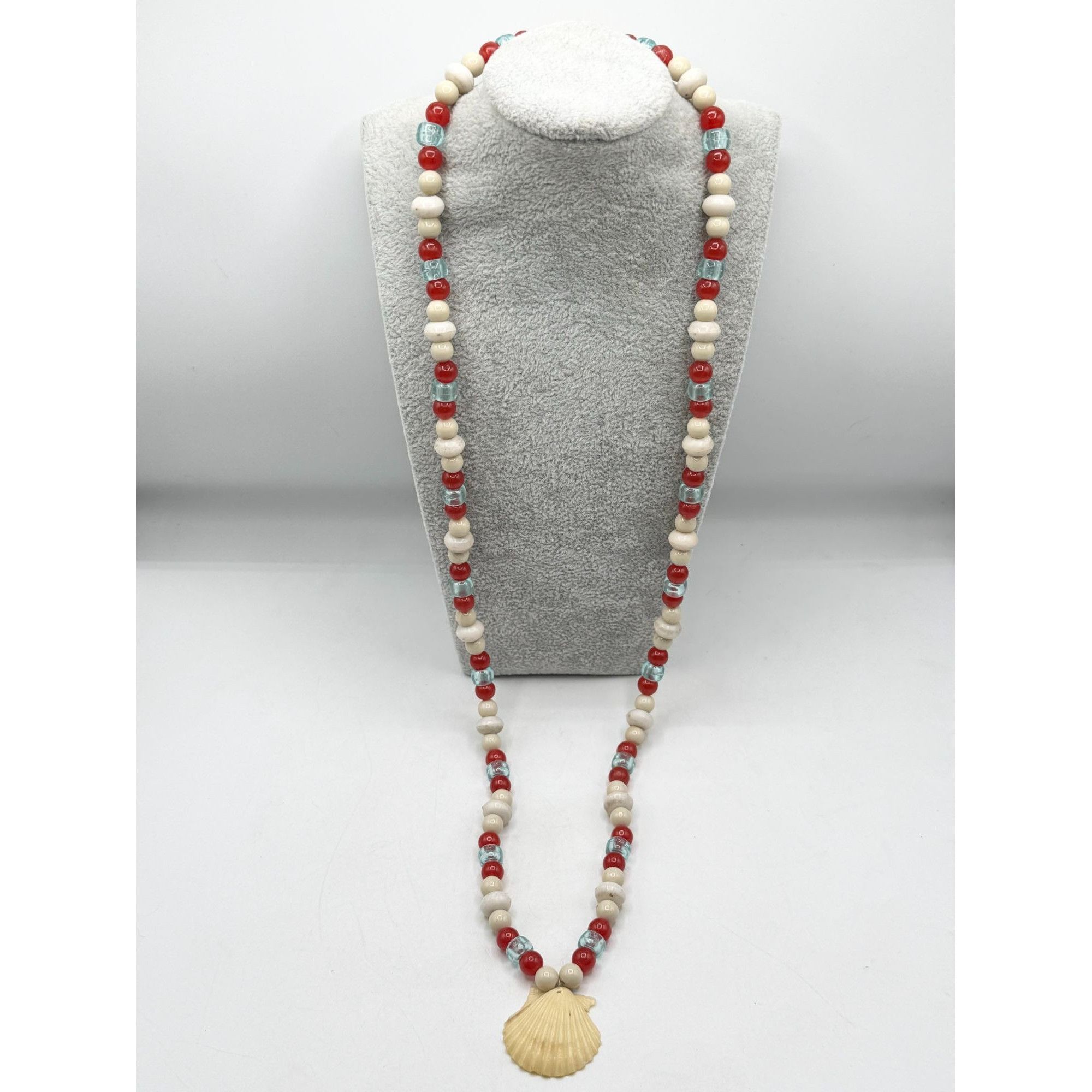 Vintage Vintage Handmade Plastic Beaded Seashell Shell pendant neckl Size ONE SIZE - 2 Thumbnail