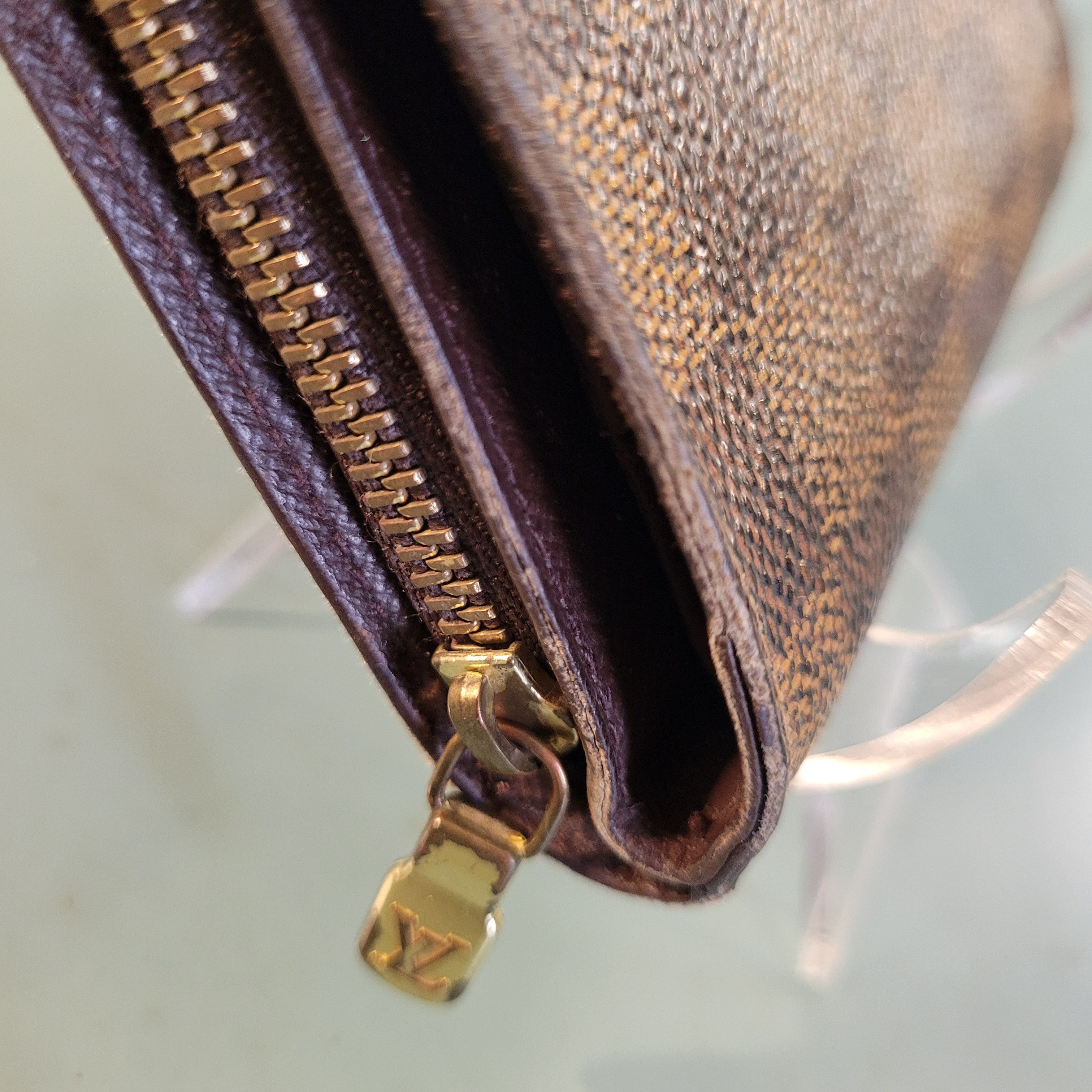 Louis Vuitton Louis Vuitton LV Damier Ebene Vintage Compact Wallet Size ONE SIZE - 6 Thumbnail