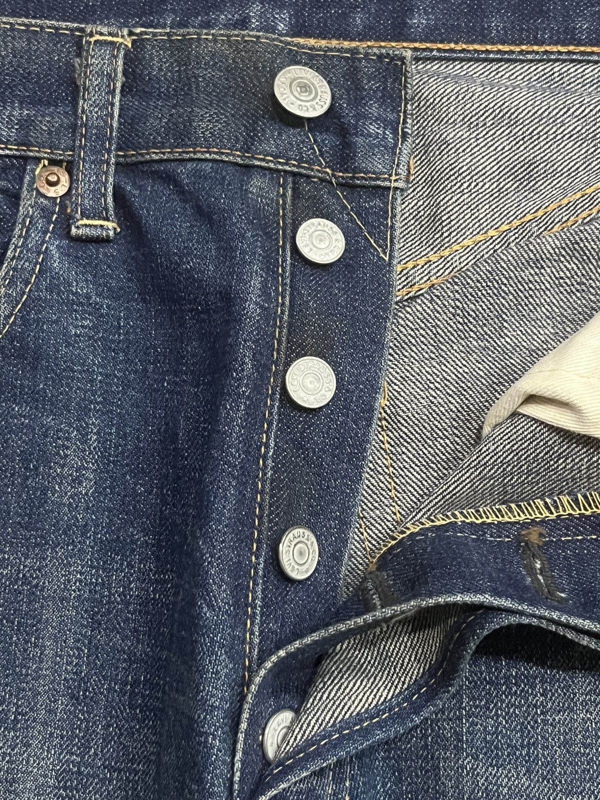 Levi's Vintage Clothing ⚡️Selvedge⚡️Vintage Levi’s 501 LVC Big E Blue Faded Wash Jeans Size US 32 / EU 48 - 6 Thumbnail