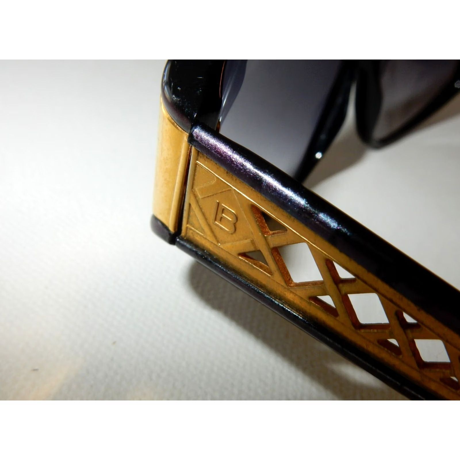 Laura Biagiotti VTG Laura Biagiotti Sunglasses Women Gold&Purple Frame Sunglasses Size ONE SIZE - 4 Thumbnail