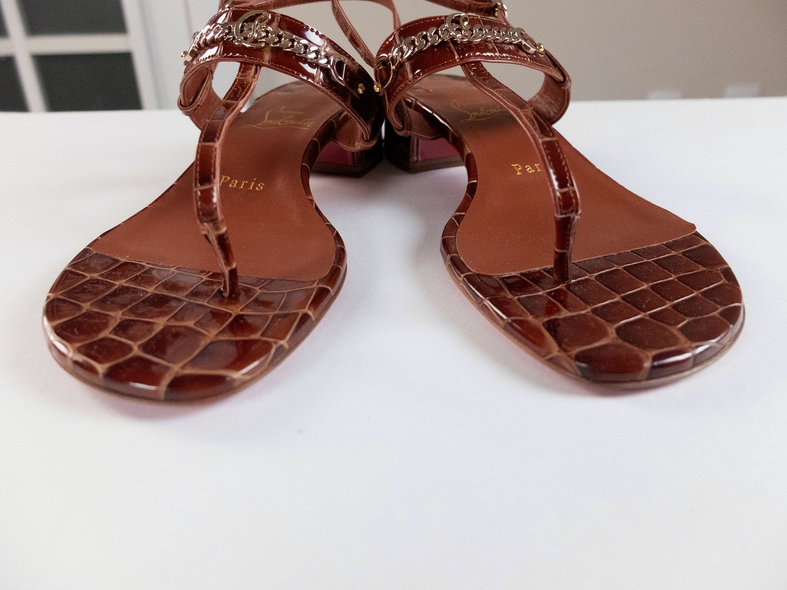 Christian Louboutin CHRISTIAN LOUBOUTIN MJ Thong brown croc embossed sandals 38 Size US 8 / IT 38 - 9 Thumbnail