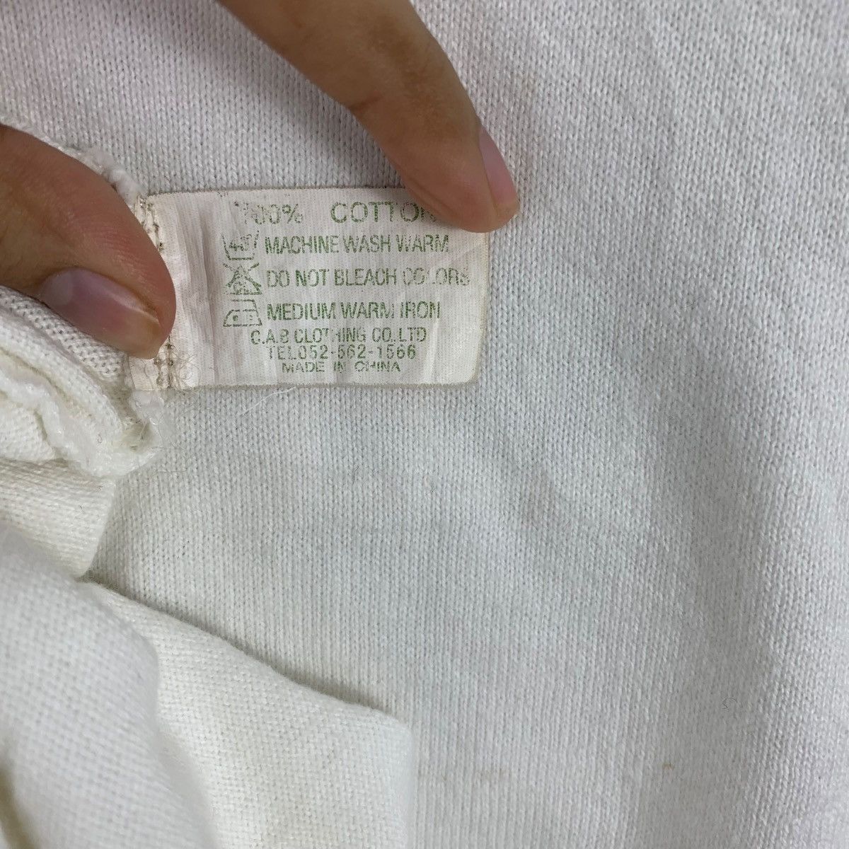 Vintage Vintage ROMAN POLANSKI EMMANUELLE SEIGNER Movie Tee Shirt Size L / US 10 / IT 46 - 7 Thumbnail