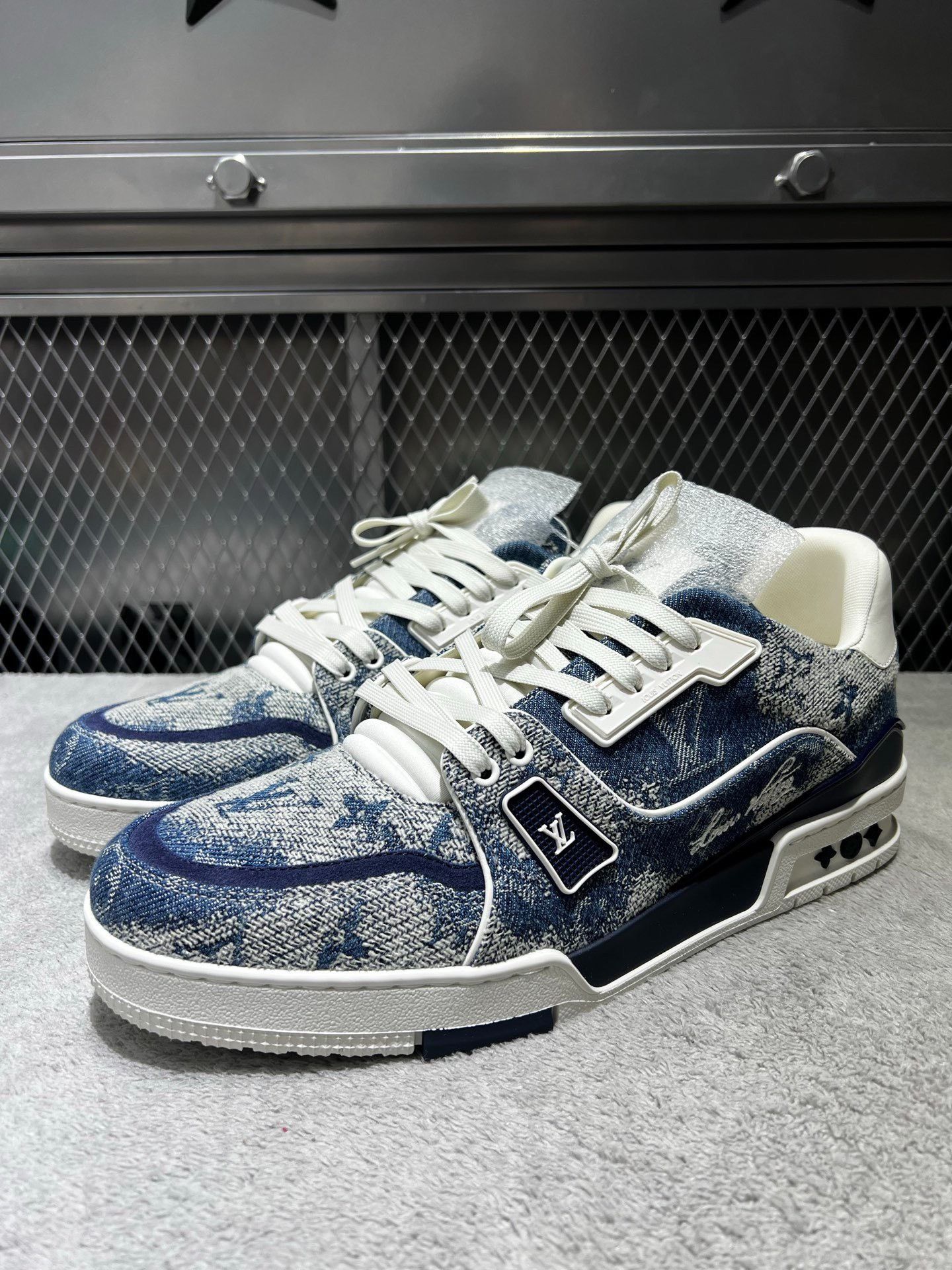 Louis Vuitton Louis Vuitton Training Denim Blue Lowtop Sneakers 44 Men Size US 10.5 / EU 43-44 - 1 Thumbnail