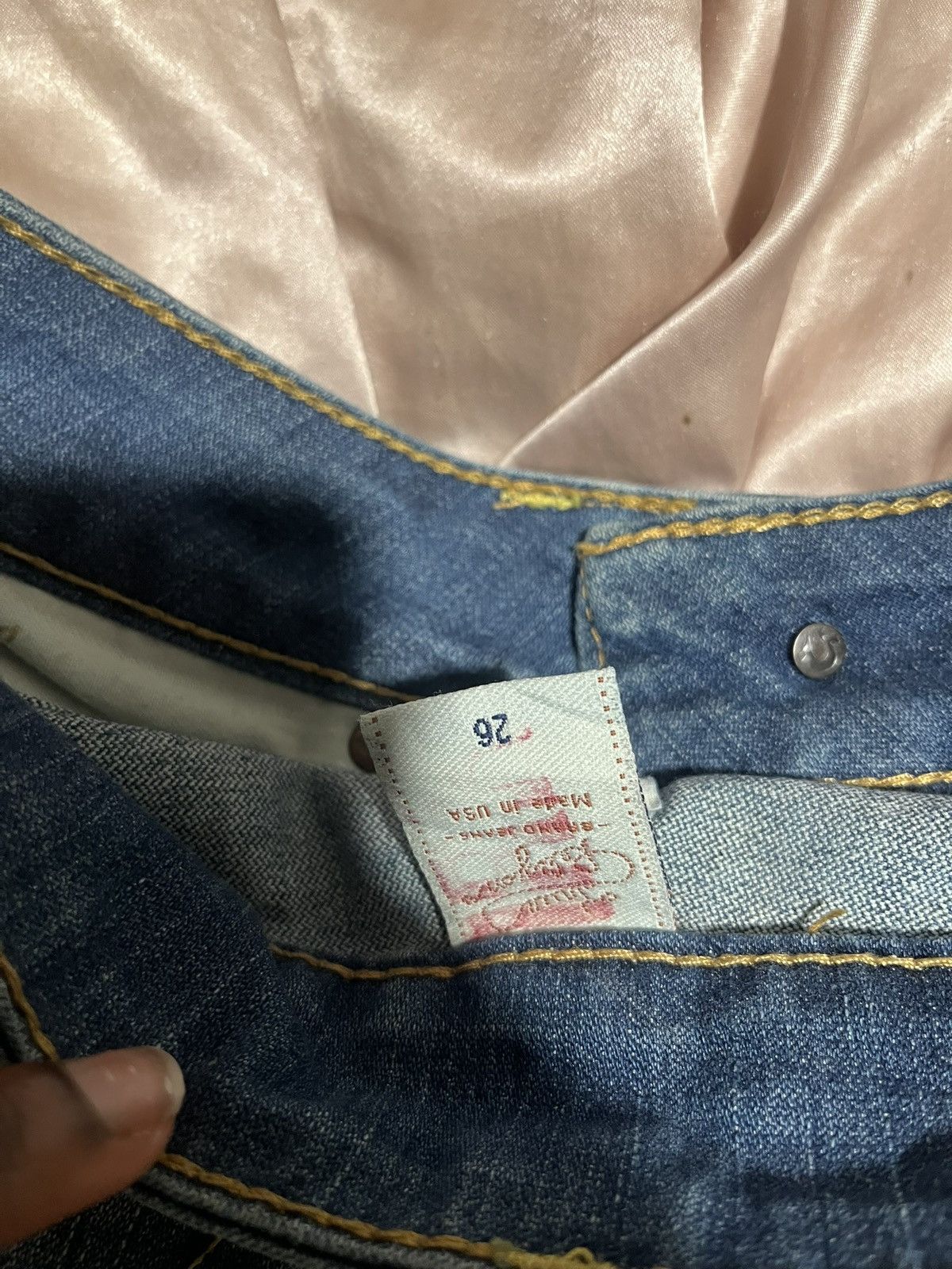 True Religion low waisted true religion shorts Size 27" / US 4 / IT 40 - 4 Thumbnail
