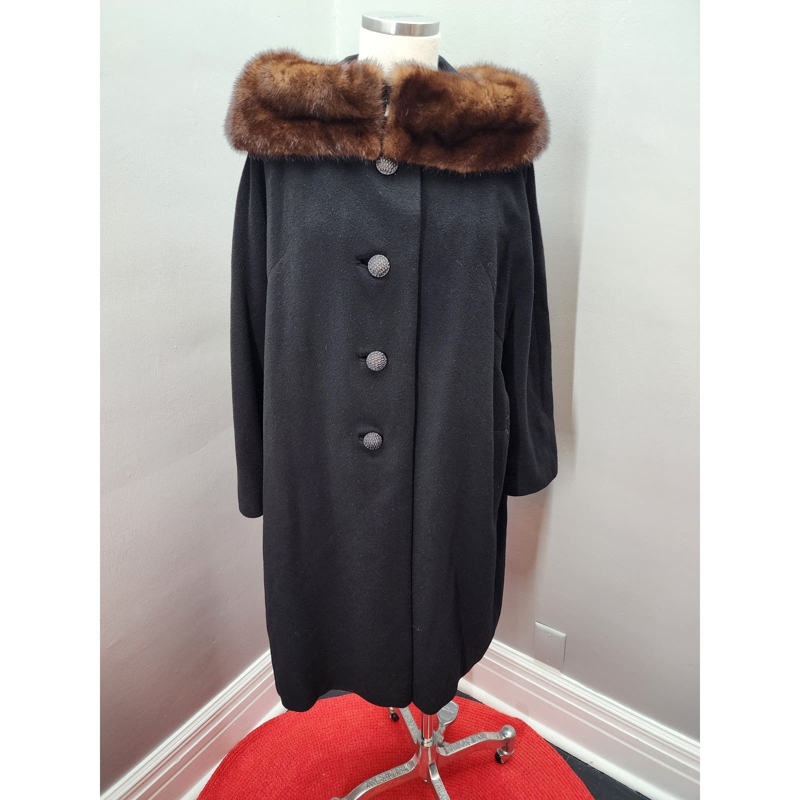 image of 60S Vintage Black Cashmere Coat W/ Vintage Fur Collar - , Women's (Size 2XL)