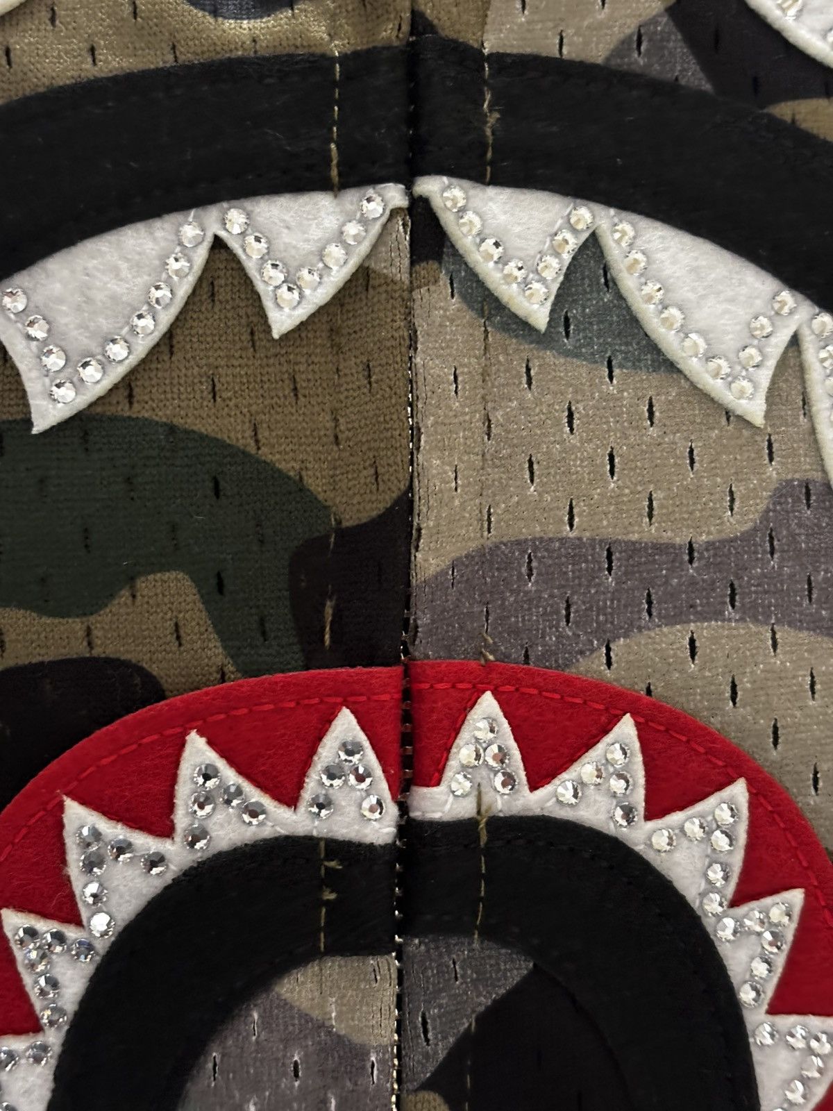 Bape Ape bape sta over print 1st camo mesh shark cropped hoodie Size US L / EU 52-54 / 3 - 3 Thumbnail