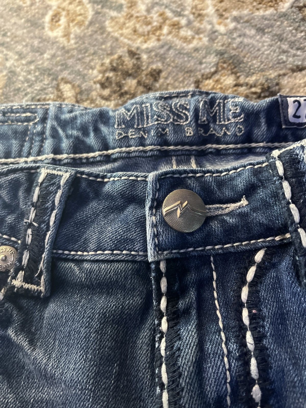 Miss Me Miss Me Y2K Distressed Shorts Size 27" / US 4 / IT 40 - 7 Thumbnail