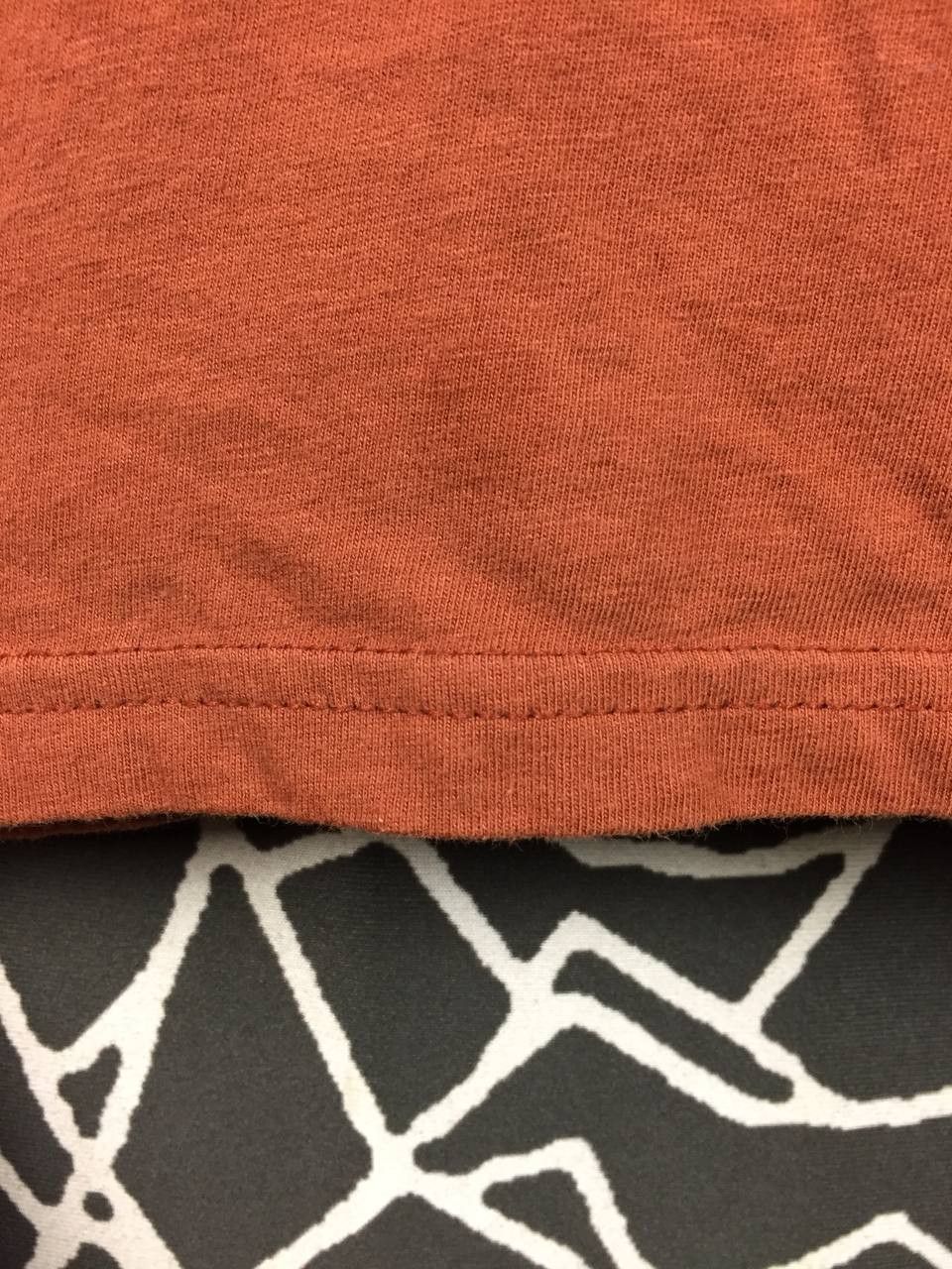 Billabong Billabong Gallery Rust Orange Tribal Sleeve Print Tee Size L Size US L / EU 52-54 / 3 - 4 Thumbnail