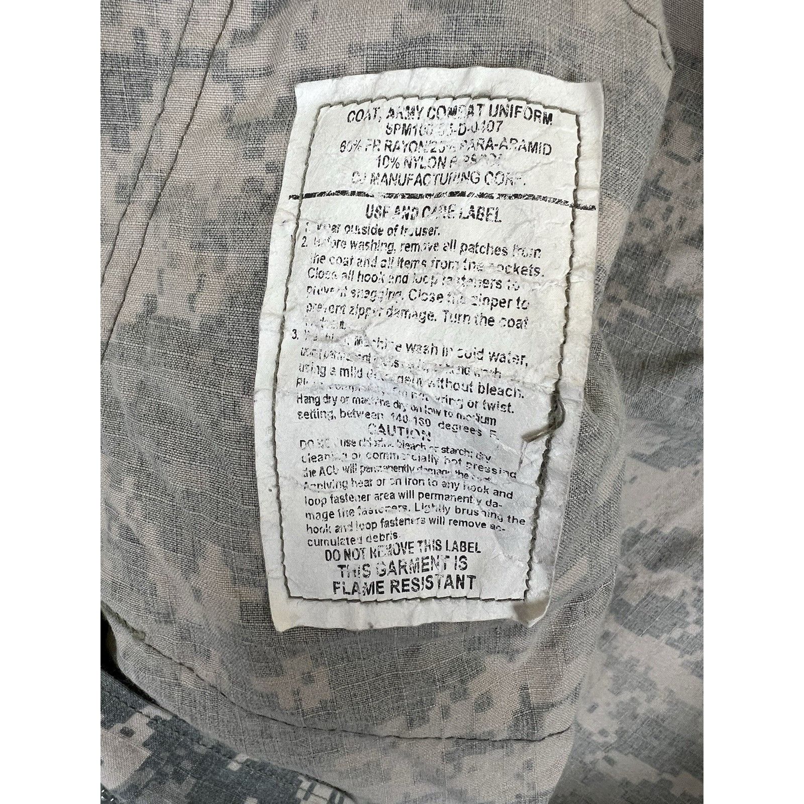 Other US Army Combat Jacket Mens Medium Short Desert Digital Camo Size US M / EU 48-50 / 2 - 7 Thumbnail