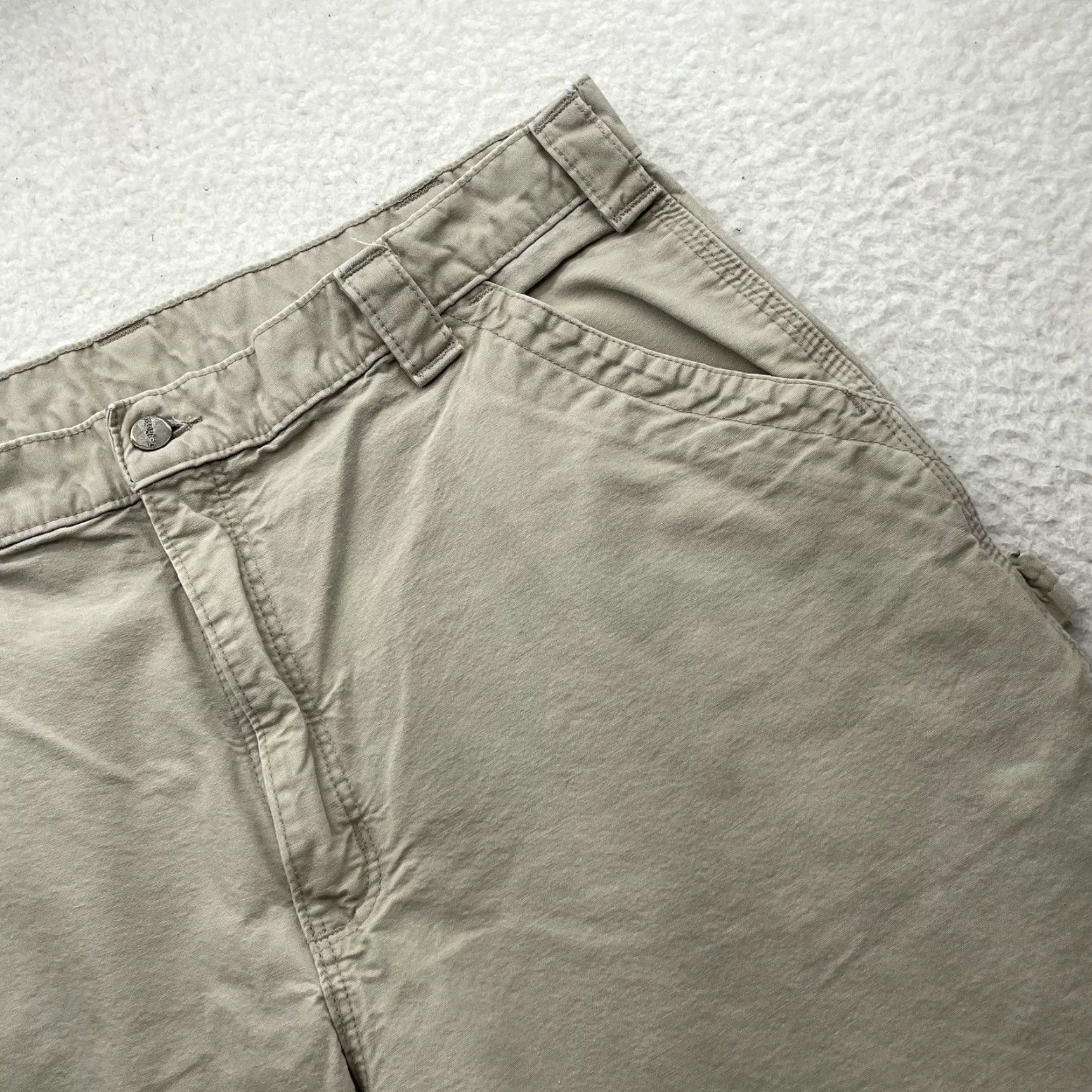 Carhartt **Carhartt Mens Carpenter Pants 39x29 Tan Workwear Dungaree Fit** User: Carhartt Mens Carpenter Pants 39x29 Tan Workwear Dungaree Fit Size US 39 - 2 Thumbnail