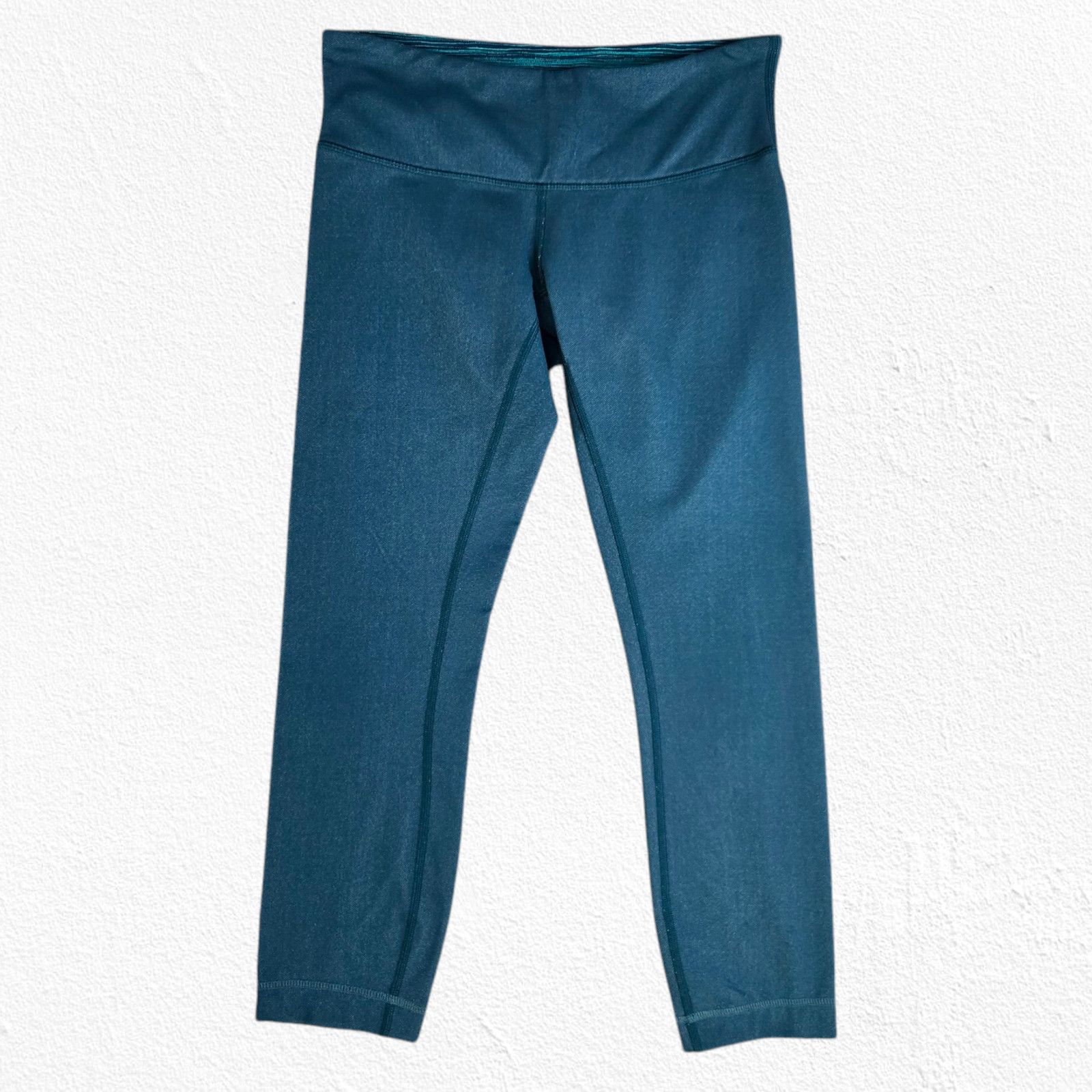 Lululemon Lululemon Blue Green Wunder Under Crop Leggings Size 6 Size 28" / US 6 / IT 42 - 2 Thumbnail