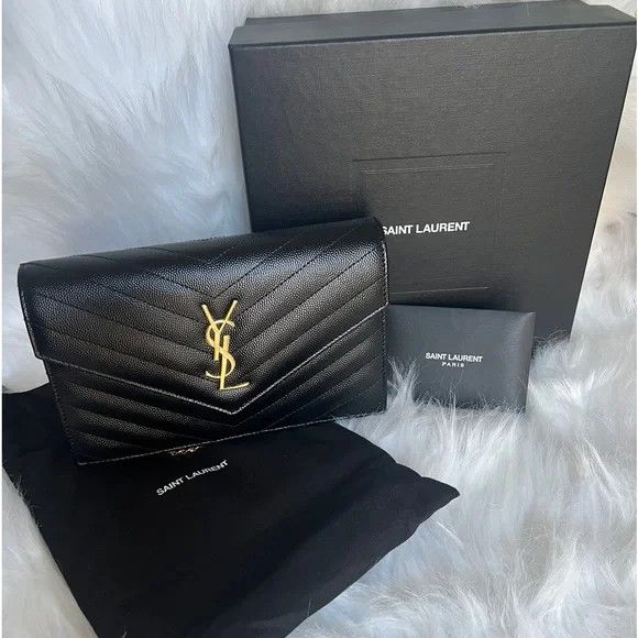 Saint Laurent Paris o1b1hav110824 Size: OS / Cassandre Chain Wallet in Black Size ONE SIZE - 7 Thumbnail