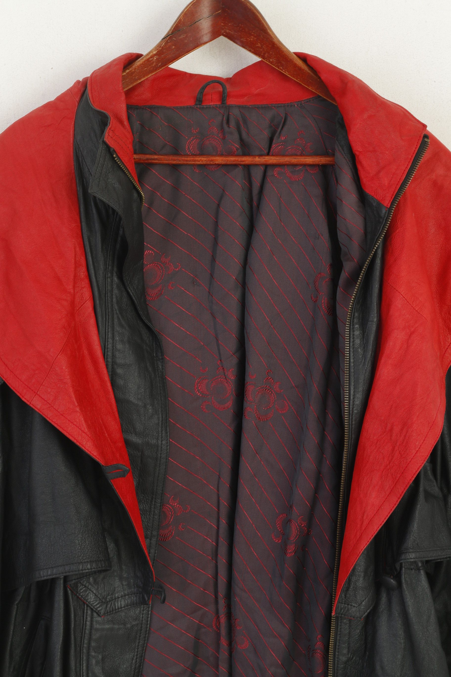 Vintage Vintage Women L Leather Jacket Black Red Hood 3968 Size L / US 10 / IT 46 - 3 Thumbnail