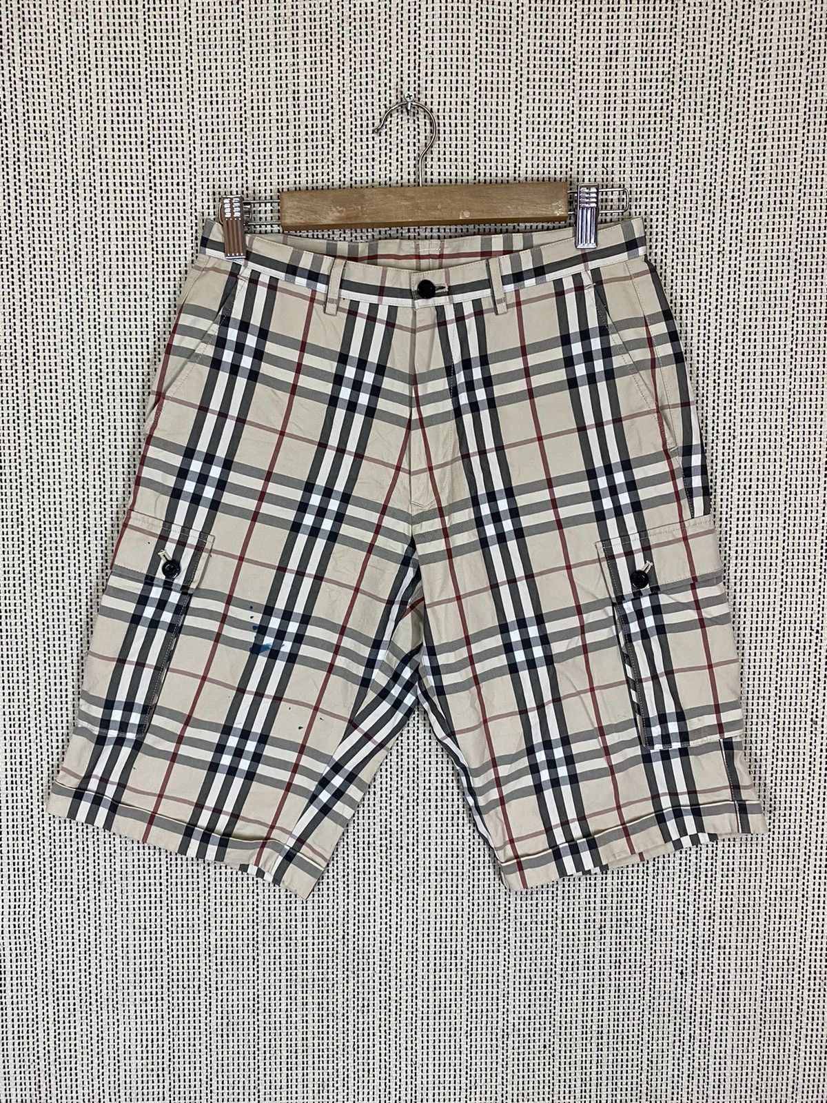 Burberry ‼️BURBERRY BLACK LABEL CARGO SHORT PANT NOVACHECK SPLITCOLOUR Size US 32 / EU 48 - 1 Thumbnail