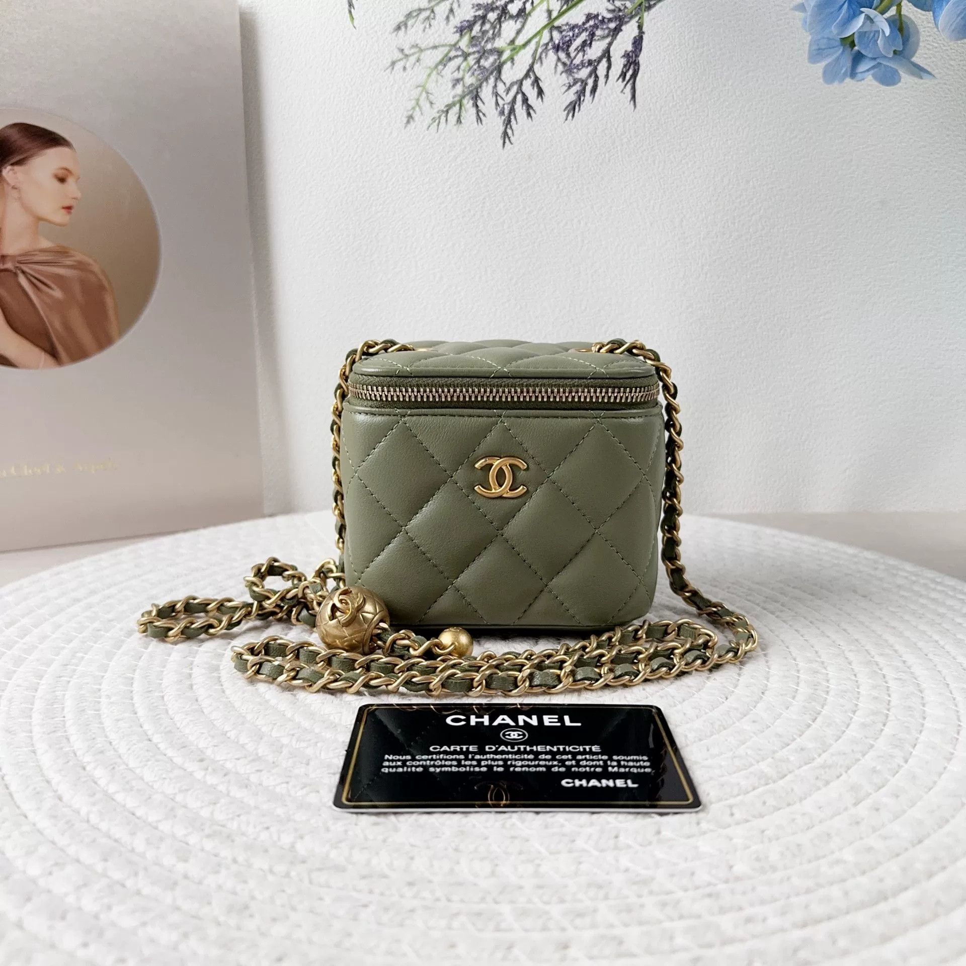 Chanel Pre-loved Bag Very good condition Size ONE SIZE - 1 Thumbnail