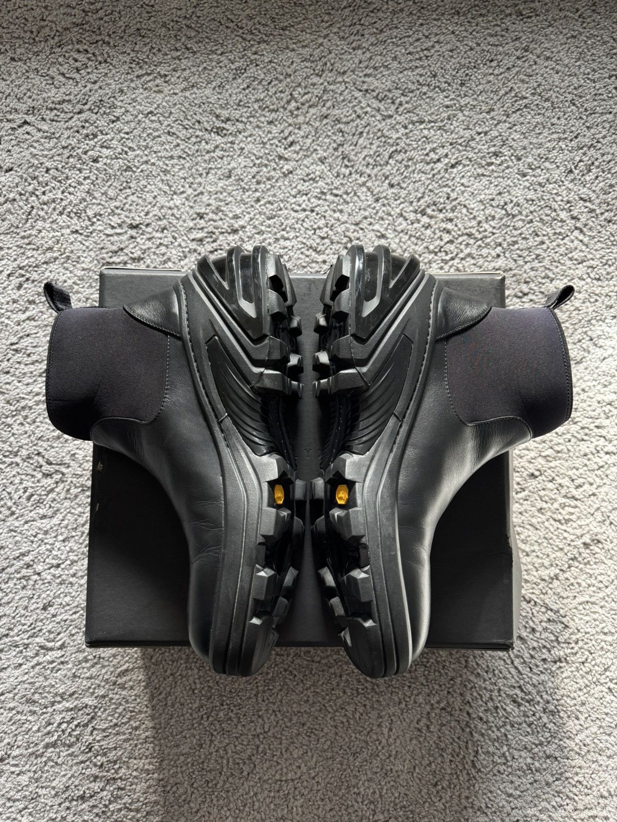 1017 ALYX 9SM 1017 Alyx 9SM Leather Mid SKX Sole Boot Size US 11 / EU 44 - 5 Thumbnail