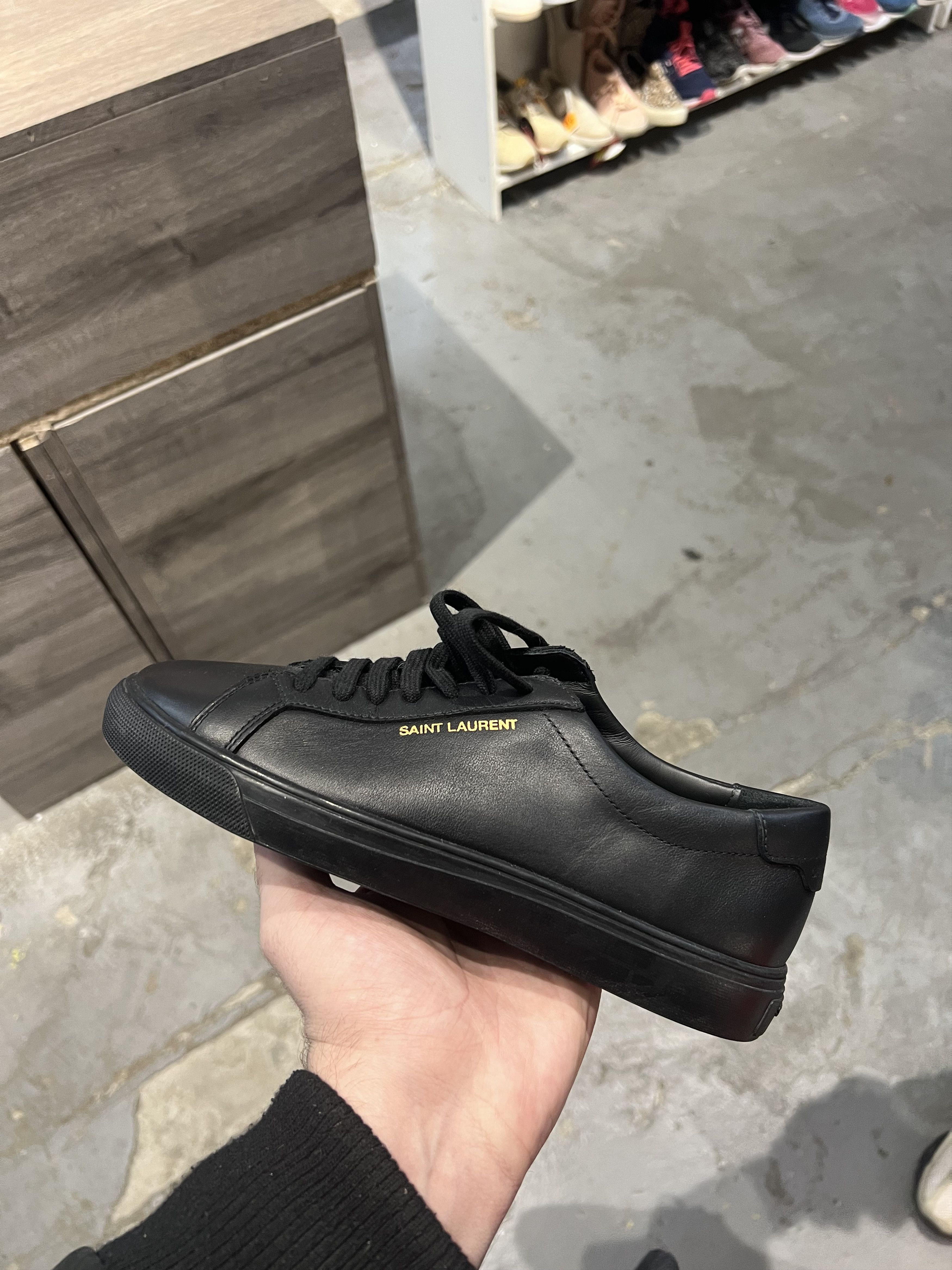 Saint Laurent Paris Andy Low Leather shoes
