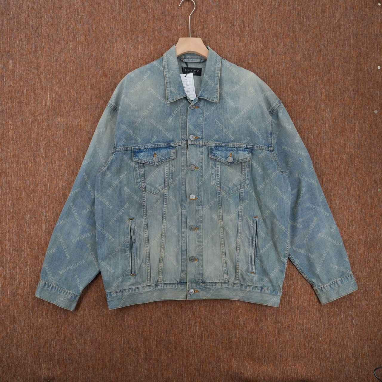 Balenciaga Balenciaga Denim Light Jacket L Men Size US L / EU 52-54 / 3 - 1 Thumbnail
