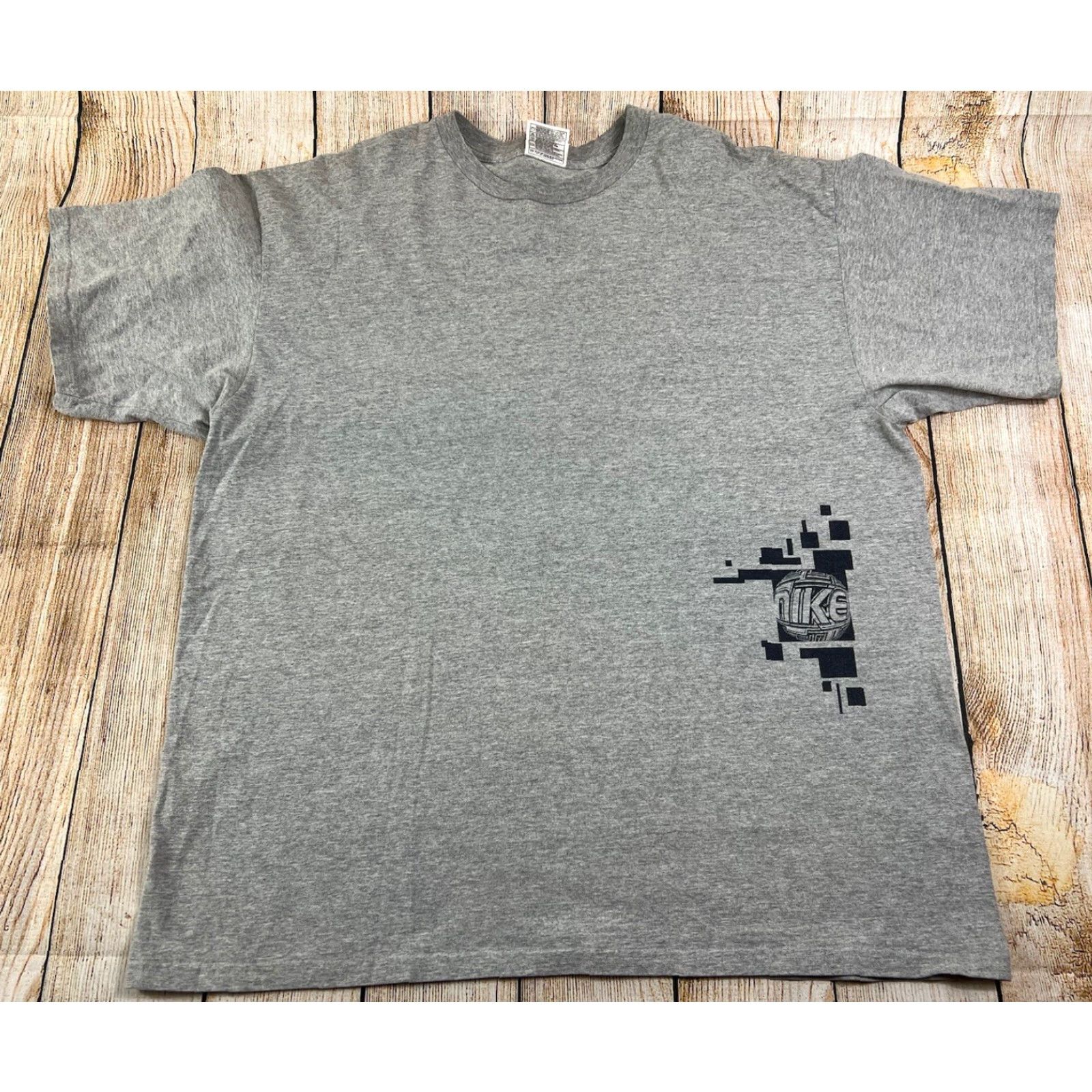 Nike VINTAGE Nike Shirt Men XL Gray 90s Double-Sided Short Sleeve T-Shirt Mens Classic Sports Size US XL / EU 56 / 4 - 2 Thumbnail
