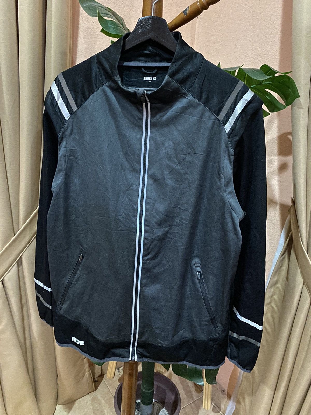 Other INOC Reflective Running Jacket Lightweight Modern Activewear Size US L / EU 52-54 / 3 - 4 Thumbnail