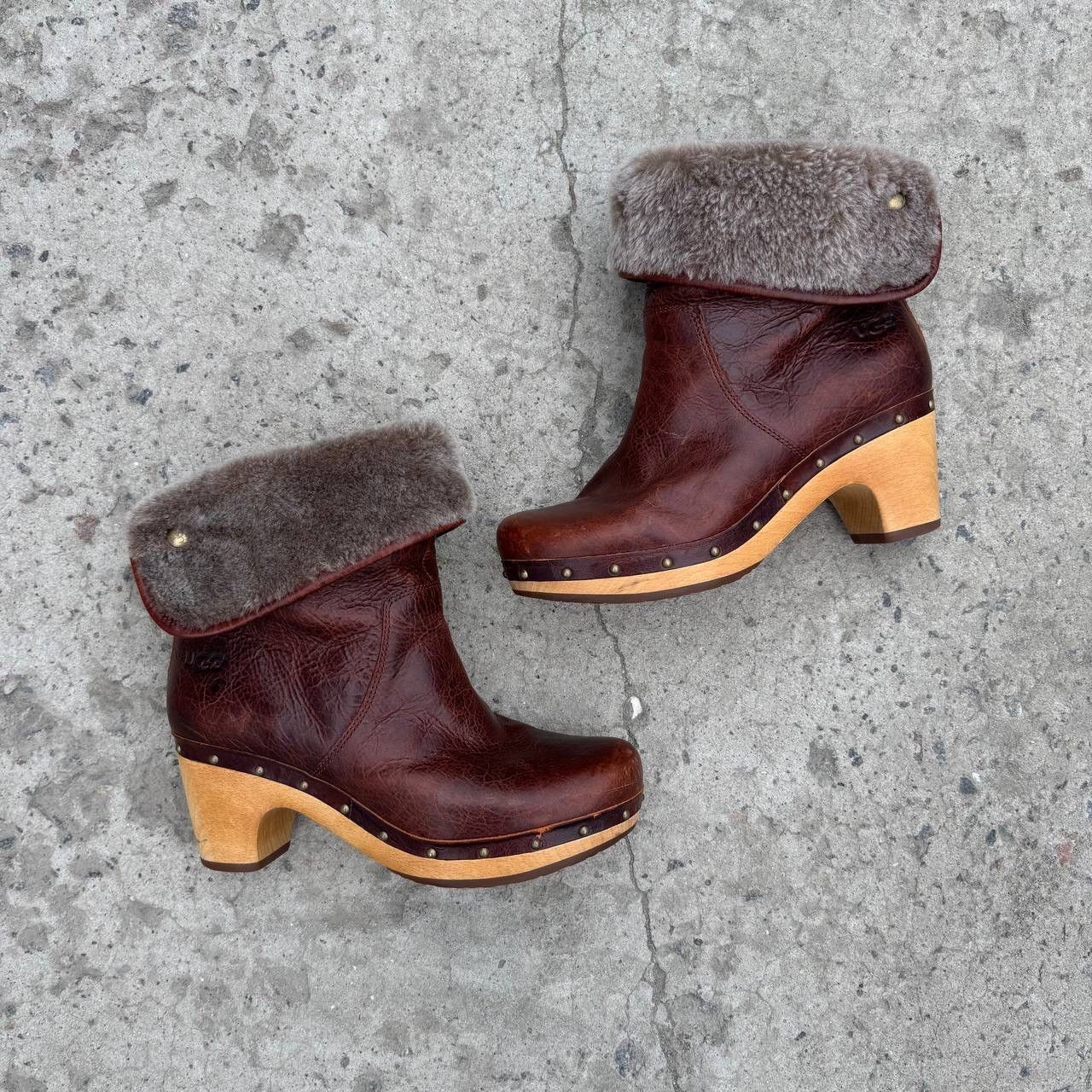 Ugg Vintage Women's boots with wooden soles Ugg Size 38 Size US 8 / IT 38 - 1 Thumbnail