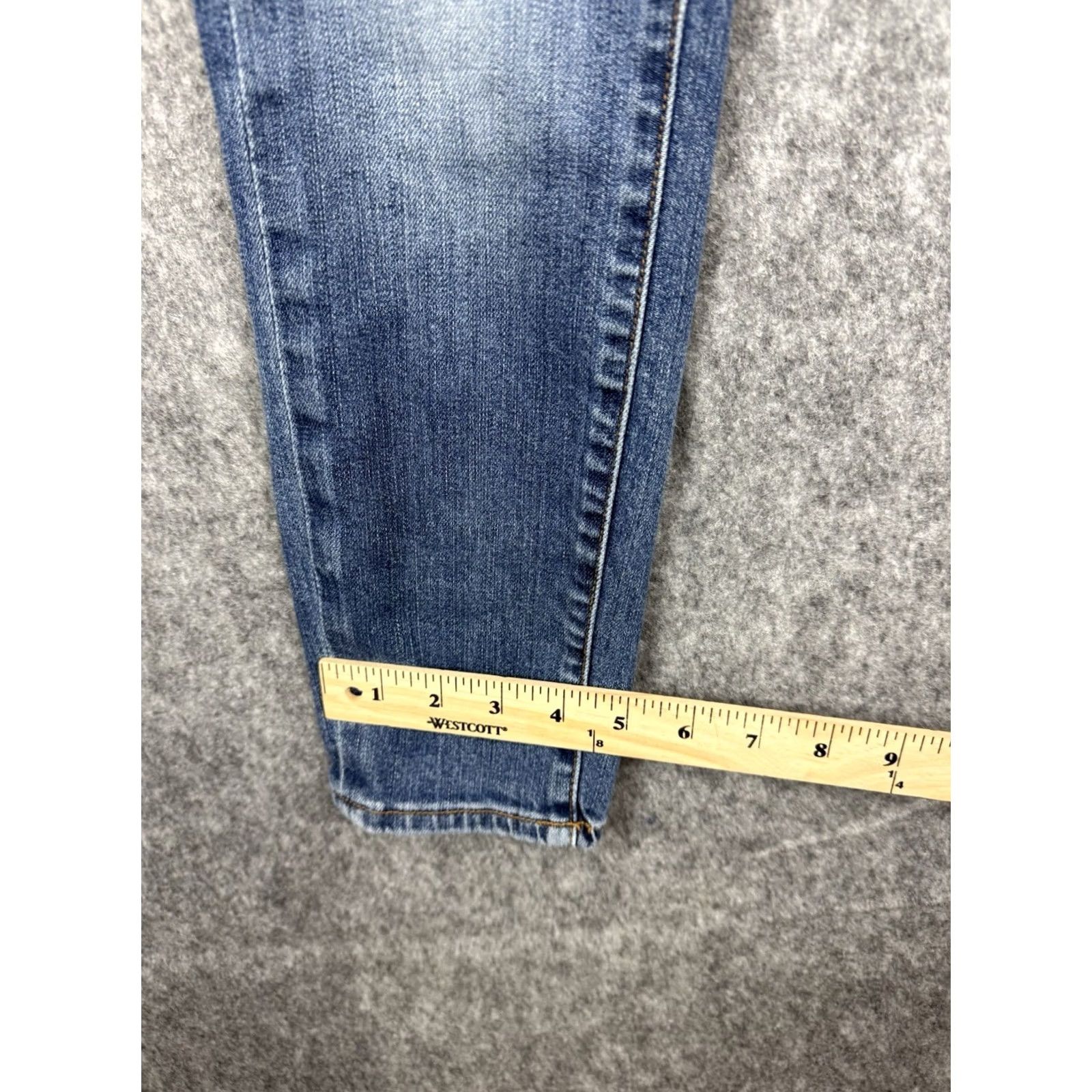 Lucky Brand Lucky Brand Jeans Women's 0/25 Blue Straight Leg Denim Charlie Capri Jeans Straight 5-Pocket Regular Rise Mid Dark Wash 25Inseam Womens Size 25" / US 0 / IT 36 - 7 Thumbnail