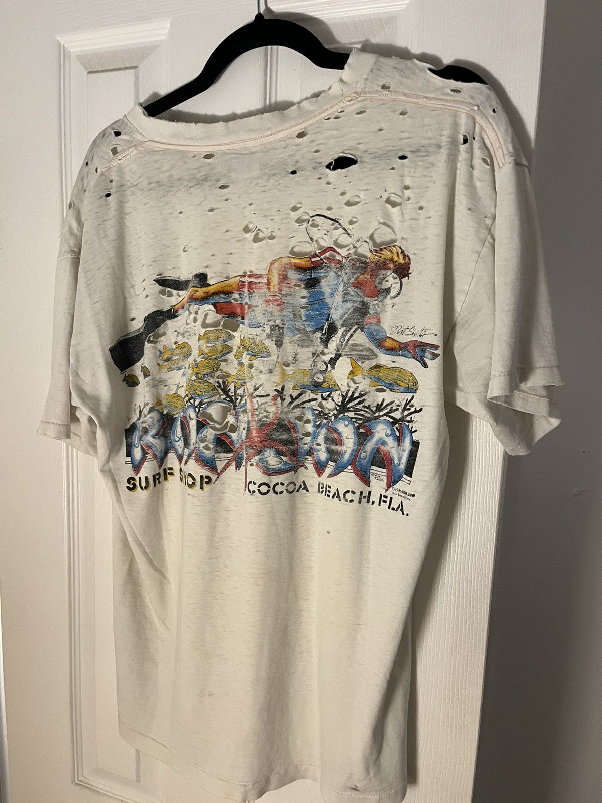Ron Jon Surf Shop Thrashed Ron Jon Surf Shop Tee Size US M / EU 48-50 / 2 - 2 Thumbnail