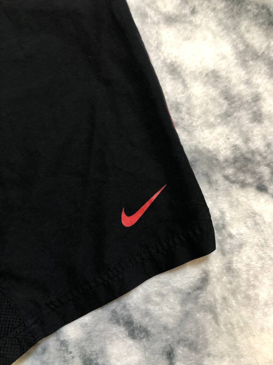 Nike Nike streetwear shorts logo Size US 30 / EU 46 - 5 Thumbnail