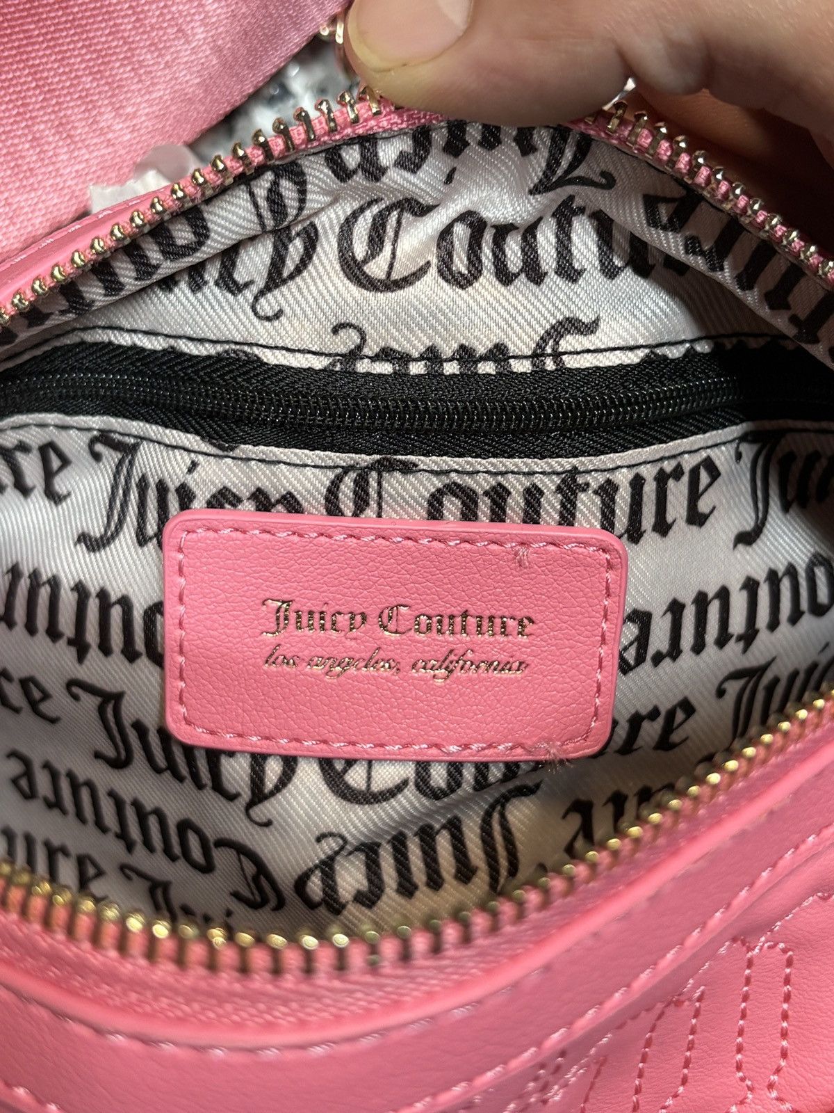 Juicy Couture Vintage Y2K Juicy Couture Hot Pink Puff Roll Crossbody Bag Size ONE SIZE - 7 Thumbnail