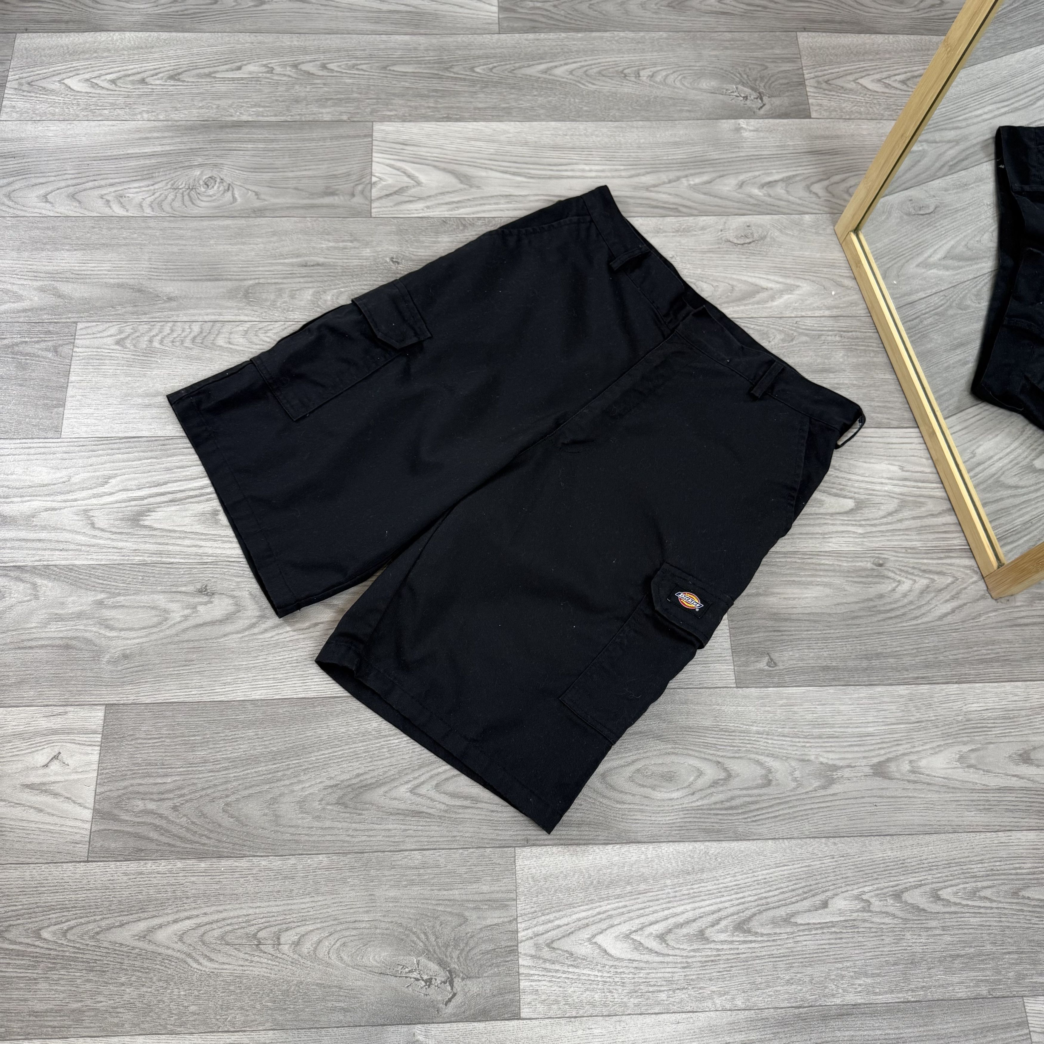 Dickies Vintage Dickies 90s Workwear Cargo Carpenter Black Shorts Size US 34 / EU 50 - 2 Thumbnail