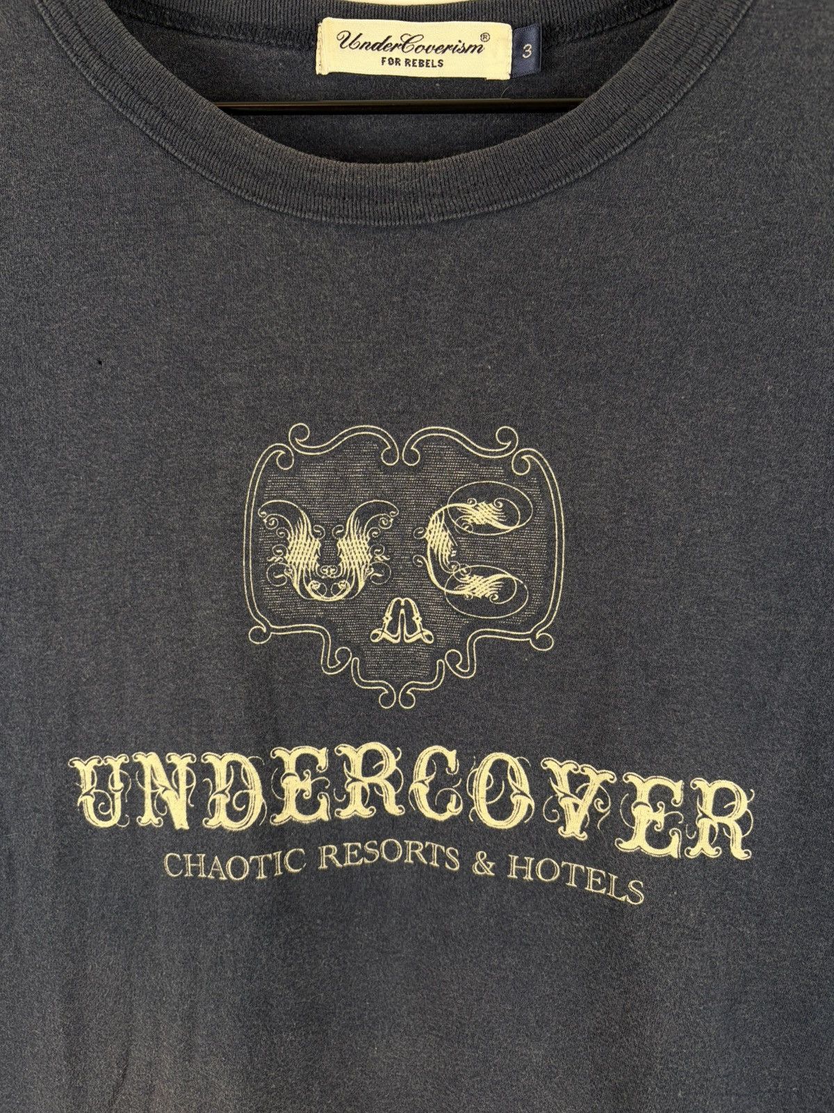 Undercover Undercover Chaotic Resort and Hotel Print Tee Size US M / EU 48-50 / 2 - 3 Thumbnail