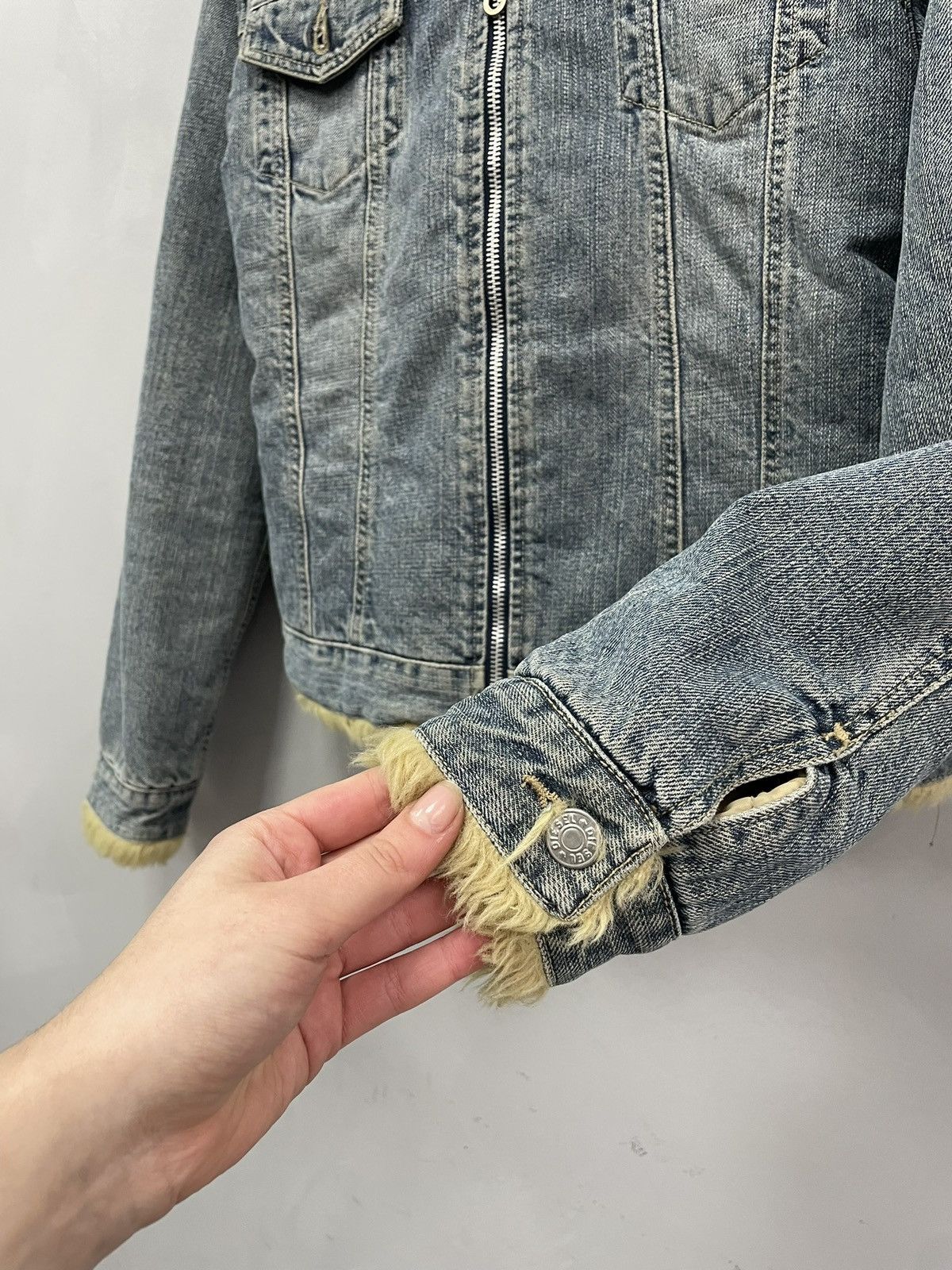 Diesel Diesel Faux Fur Denim Jacket Y2K hysteric glamour Style Size S / US 4 / IT 40 - 5 Thumbnail