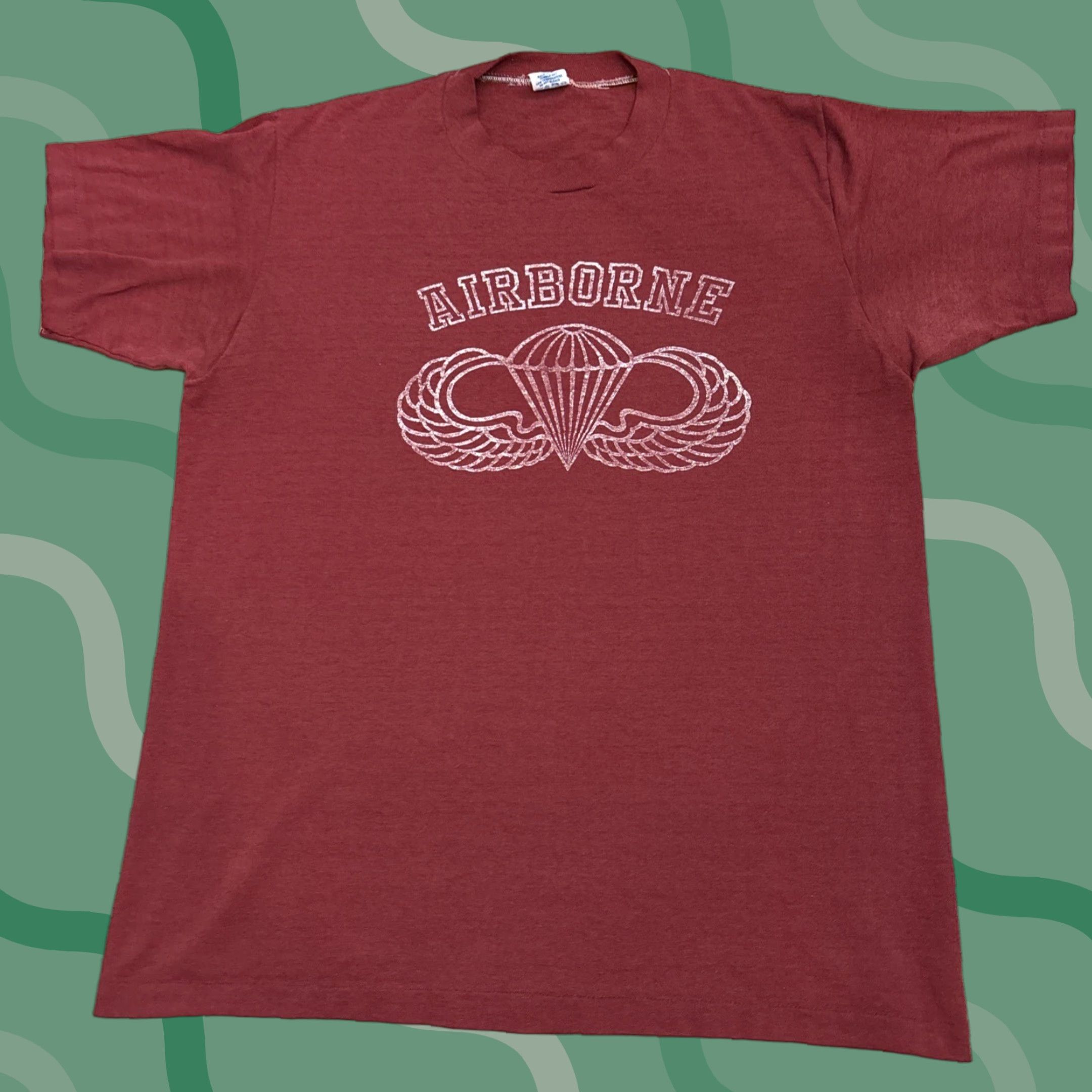 Vintage VINTAGE Single Paratroopers Airborne T-Shirt Red Adult Large Mens Size US L / EU 52-54 / 3 - 1 Thumbnail