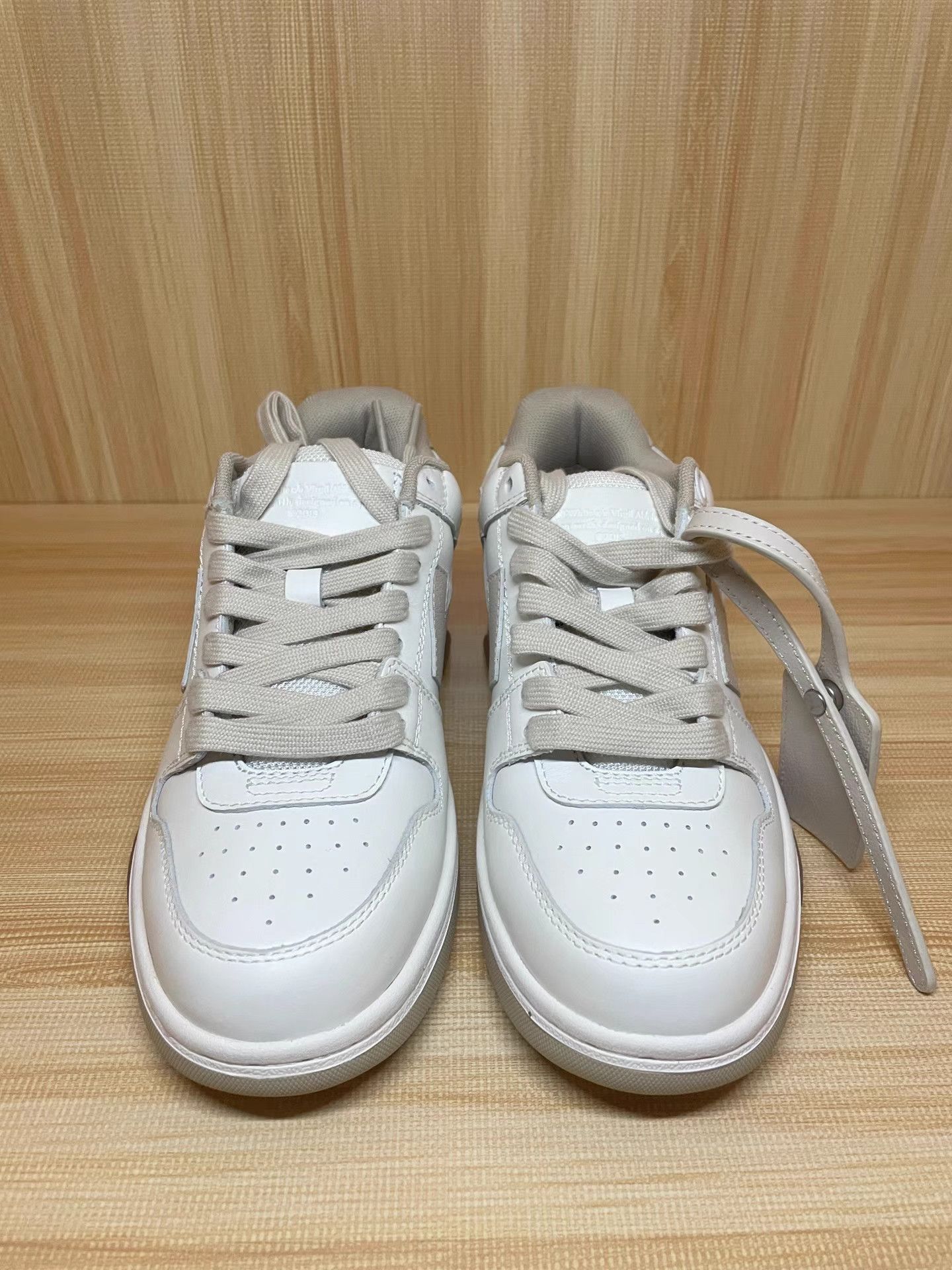 Off-White OFF WHITE “Out Of Office” (OOO) Sneakers K6 Size US 5 / IT 35 - 4 Thumbnail