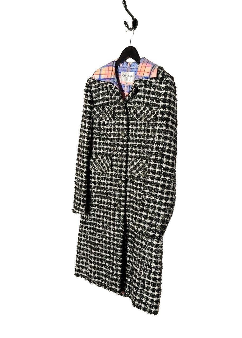 Chanel Chanel SS20 Runway Black White Tweed Pink Accent Coat Size M / US 6-8 / IT 42-44 - 2 Thumbnail