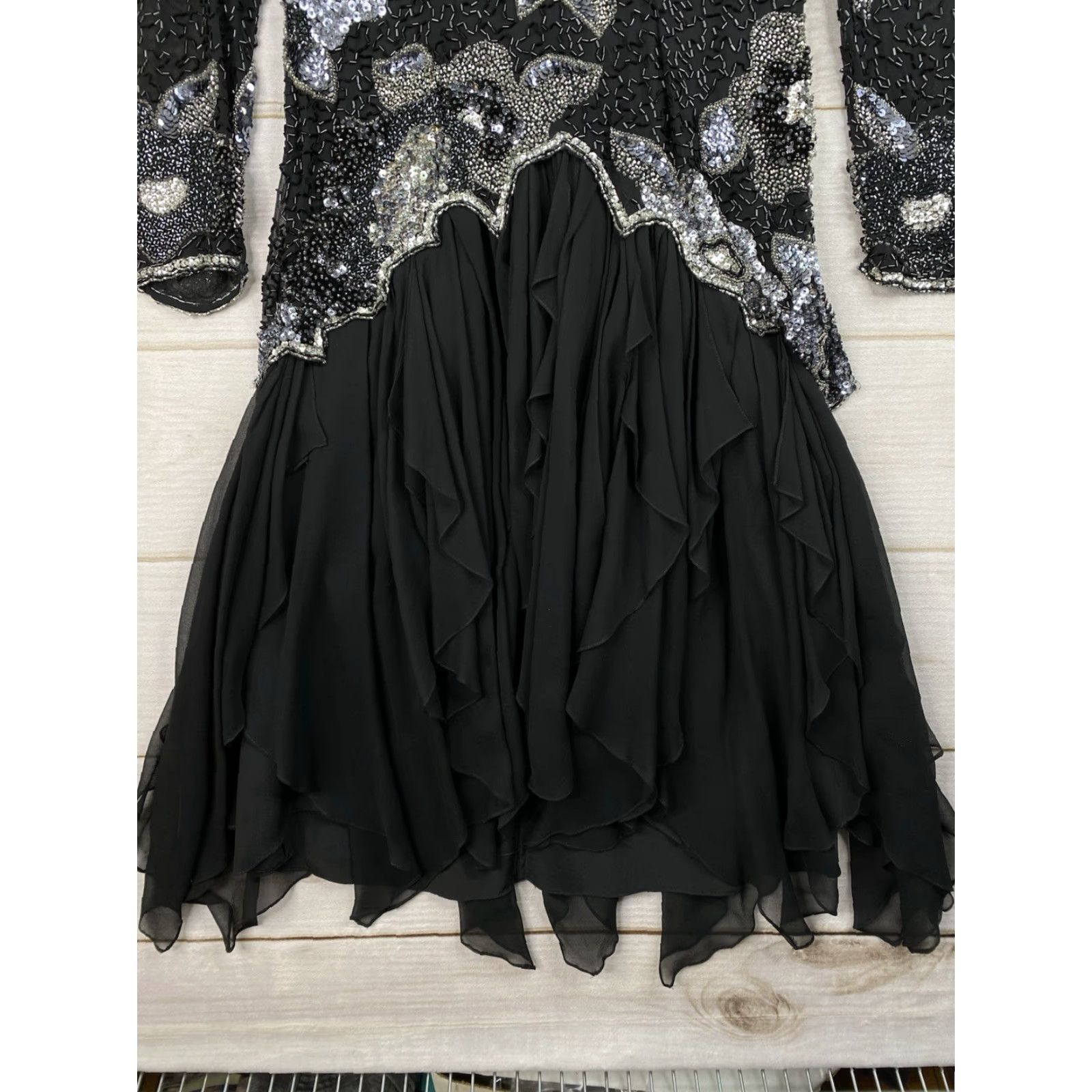 Vintage VINTAGE Black Tie Dress Woman Long Silk Beaded Sequins 100% Silk 80s 90s Formal Party Ball Gown Sz 8 Womens Size M / US 6-8 / IT 42-44 - 3 Thumbnail