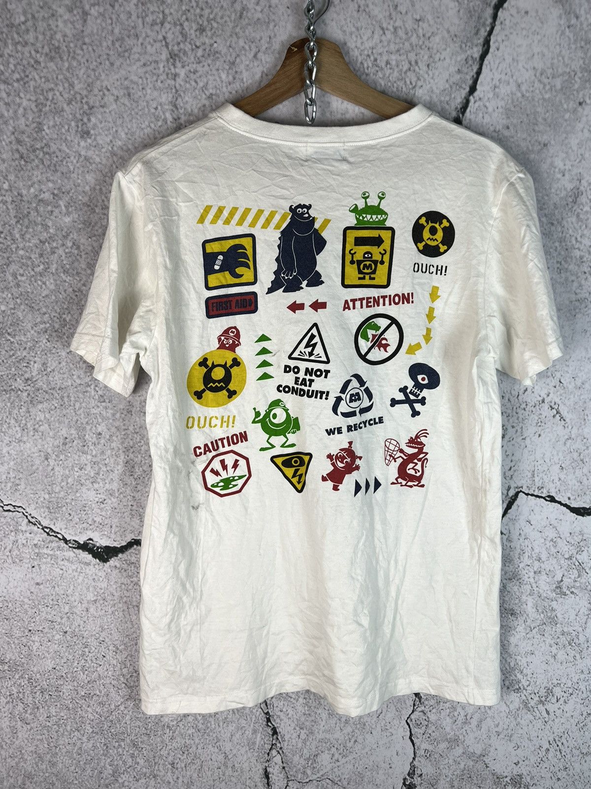 Disney VINTAGE MONSTER INC. 'MIKE WAZOWSKI' TEE Size US S / EU 44-46 / 1 - 2 Thumbnail
