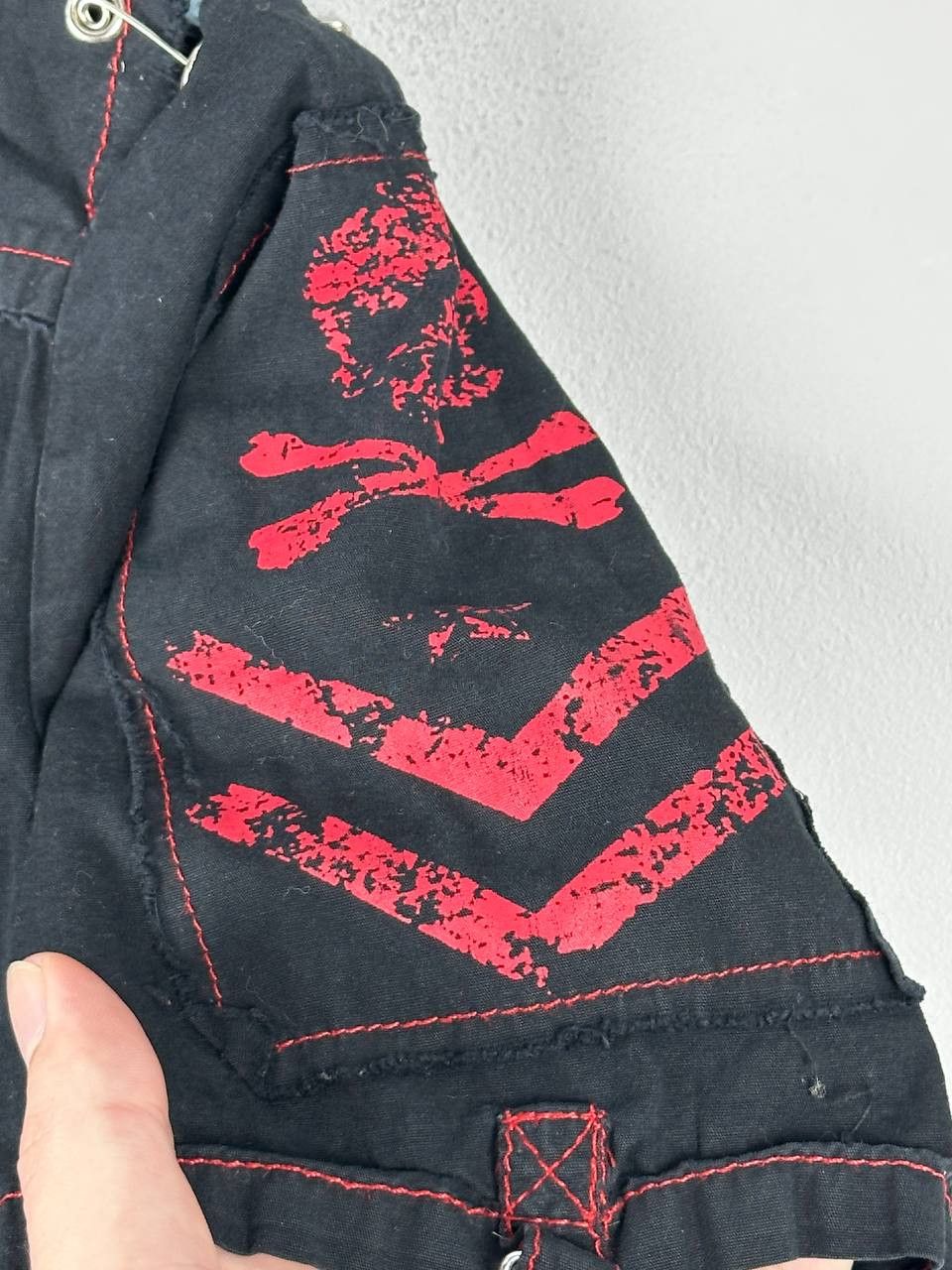 Japanese Brand Gothic Grunge Anarchy Punk Short Sleeve Shirt Size US M / EU 48-50 / 2 - 10 Thumbnail