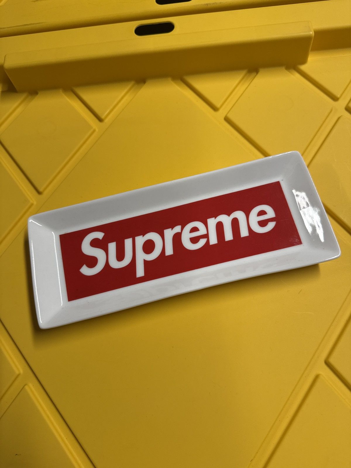 Supreme Supreme ashtray / key tray Size ONE SIZE - 1 Thumbnail