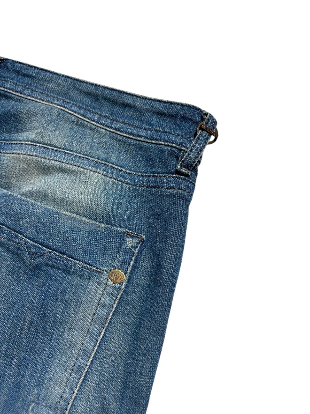 Diesel Vintage Diesel Jeans Distressed Akee Washed Denim Y2K Size US 36 / EU 52 - 7 Thumbnail