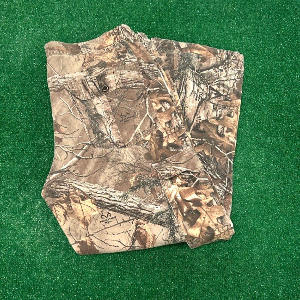 Realtree VINTAGE Real Tree Camo Cargo Pants Mens 40 32 Hunter Skater JNCO Grunge Y2k Size US 40 / EU 56 - 2 Thumbnail
