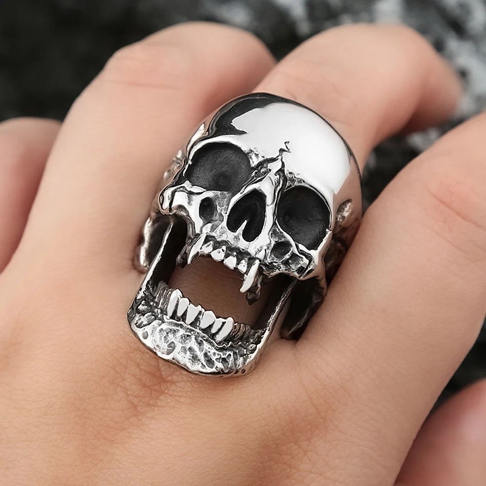 Other Gothic Vampire Skull Ring Size ONE SIZE - 1 Thumbnail