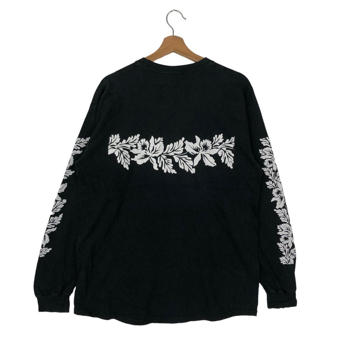 Vintage VINTAGE 90’s HANES LONG SLEEVE FLOWER BIG LOGO USA MADE Size US L / EU 52-54 / 3 - 7 Thumbnail