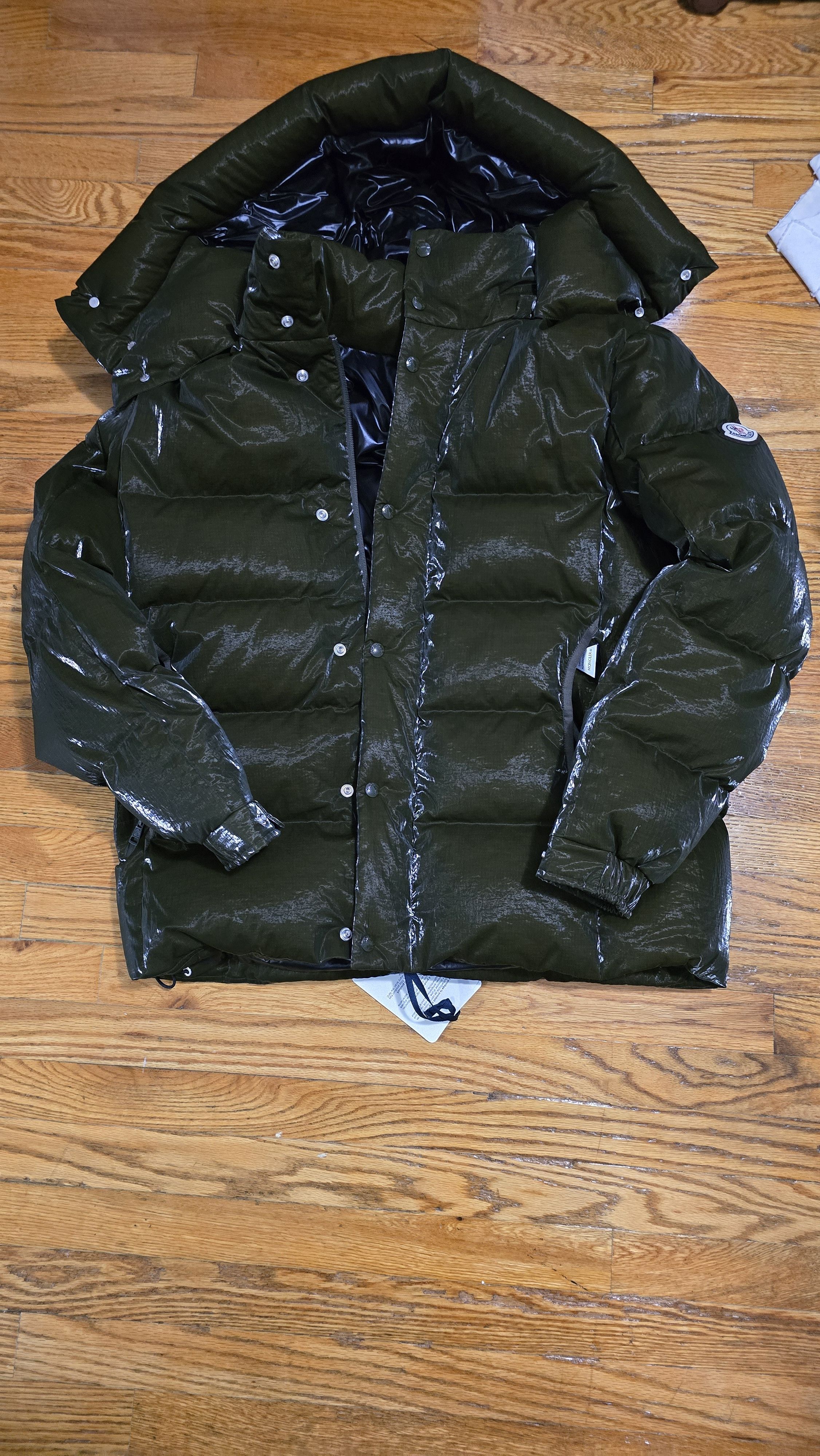 Moncler Moncler Verdon Jacket exclusive green color sz 3 Size US L / EU 52-54 / 3 - 21 Thumbnail