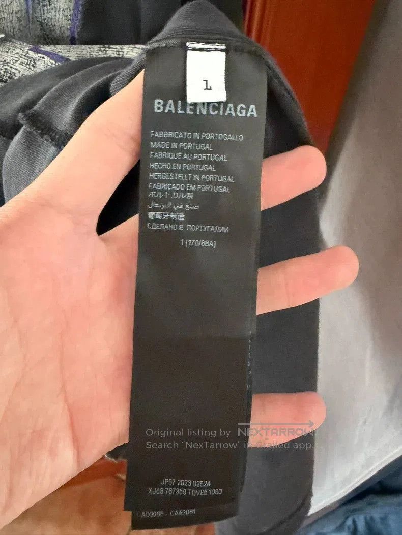 Balenciaga Balenciaga Black Distressed Logo T-shirt. Size US M / EU 48-50 / 2 - 4 Thumbnail