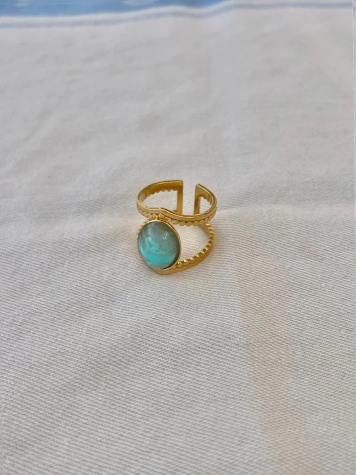 Other Gold plated blue oval chameleon gemstone vintage style ring Size ONE SIZE - 2 Thumbnail