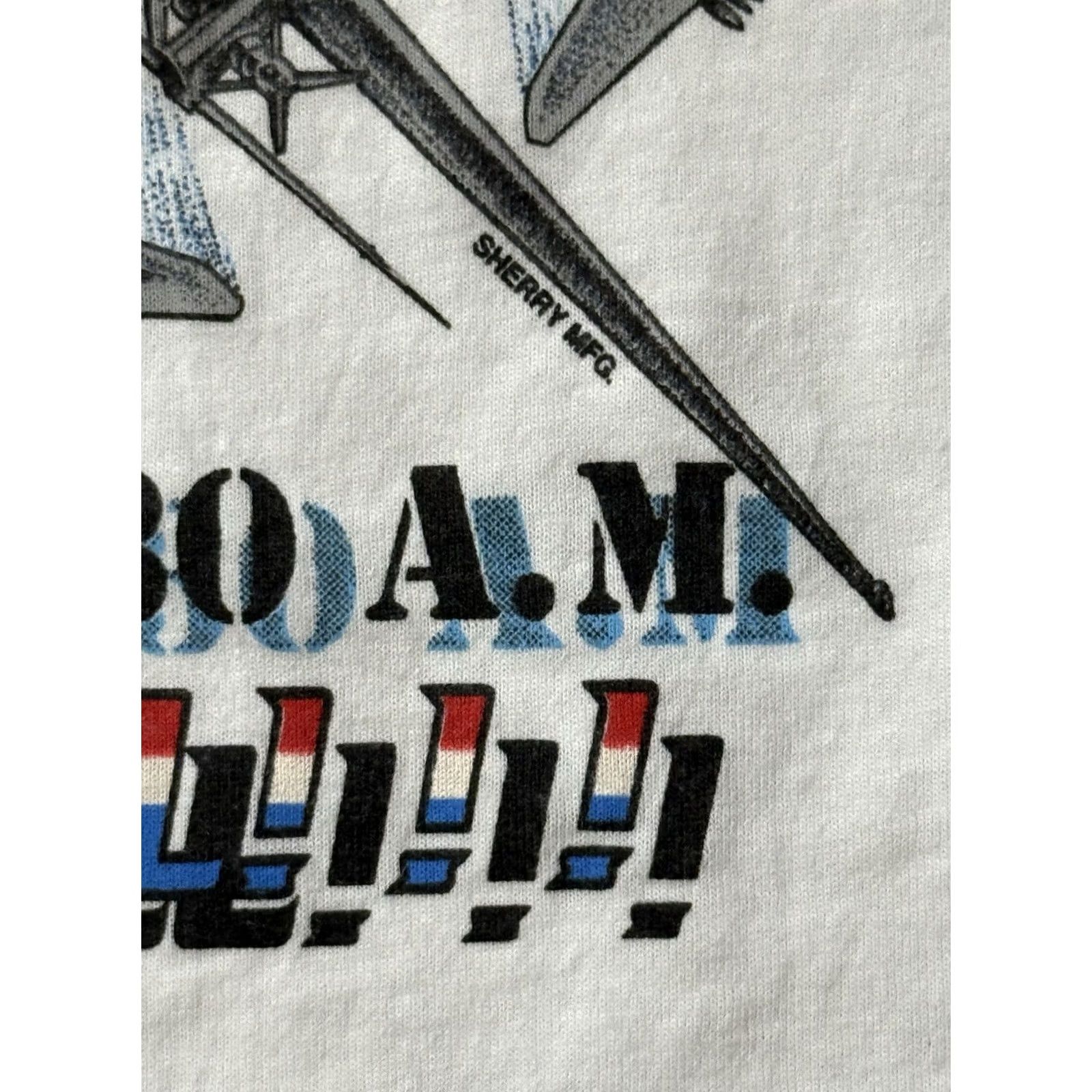 Vintage VINTAGE Good Morning Mr. Hussein Shirt L White 90s Saddam Hussein Desert Storm Gulf War Shirt Mens T-Shirt 1990s Screen Stars Size US L / EU 52-54 / 3 - 4 Thumbnail