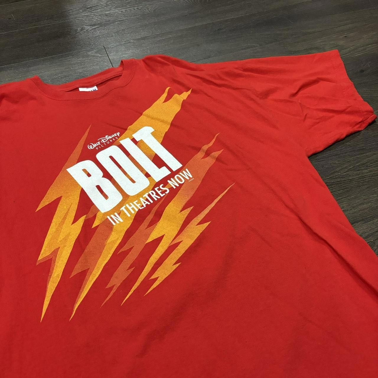 Disney Walt disneys bolt t shirt 00s XXL Size US XXL / EU 58 / 5 - 1 Thumbnail